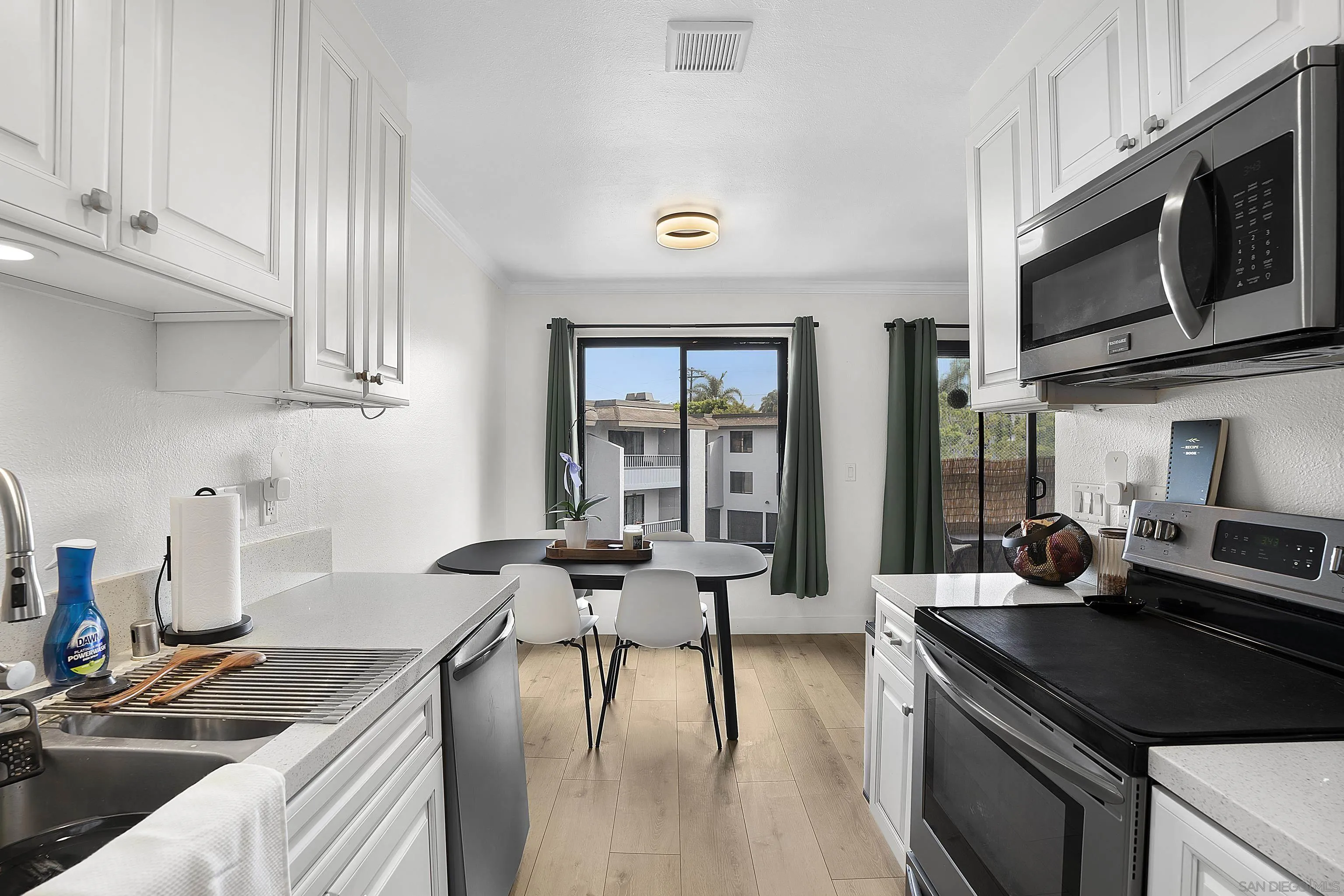 3213 Midway Drive Unit 806