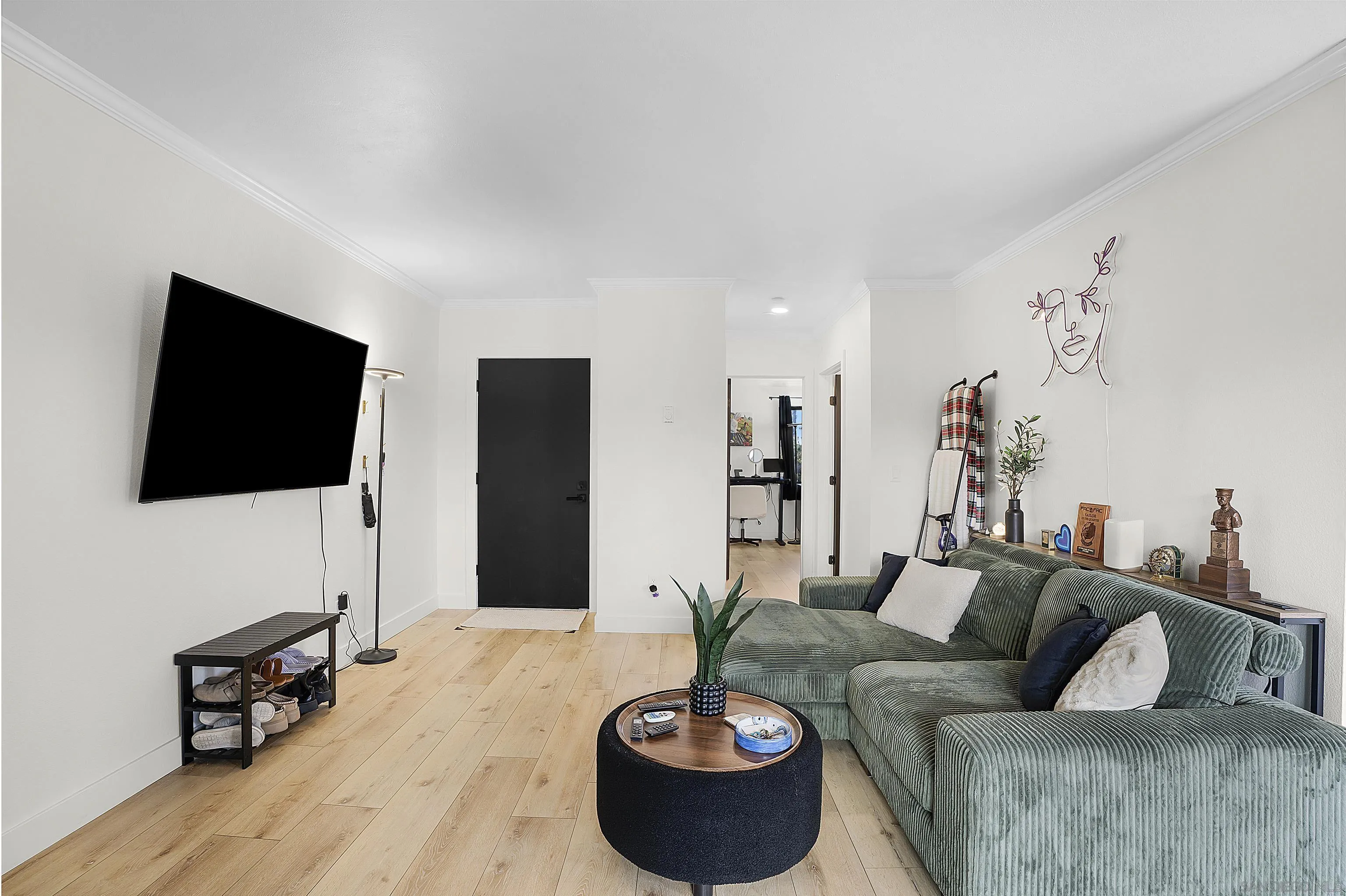 3213 Midway Drive Unit 806