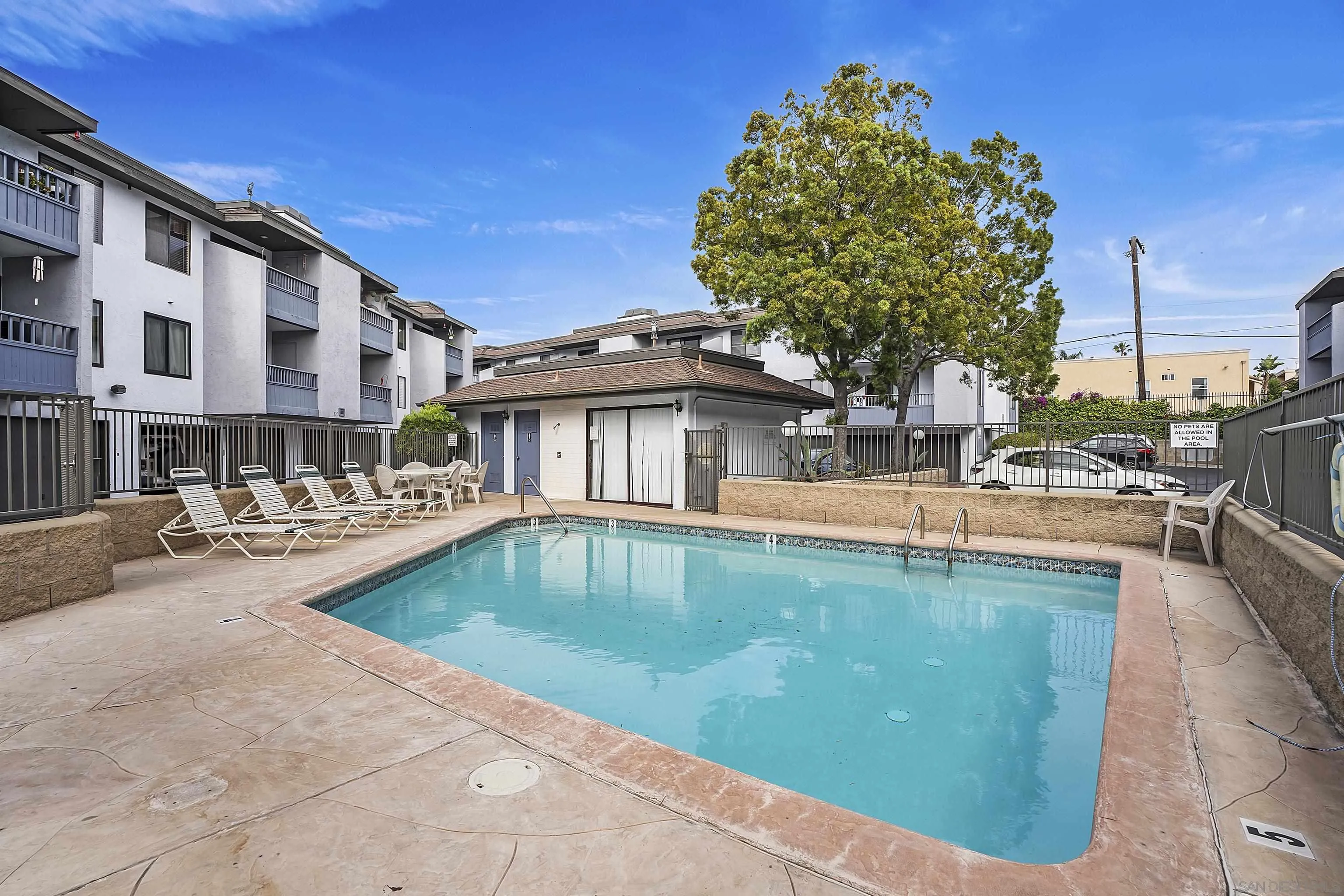 3213 Midway Drive Unit 806