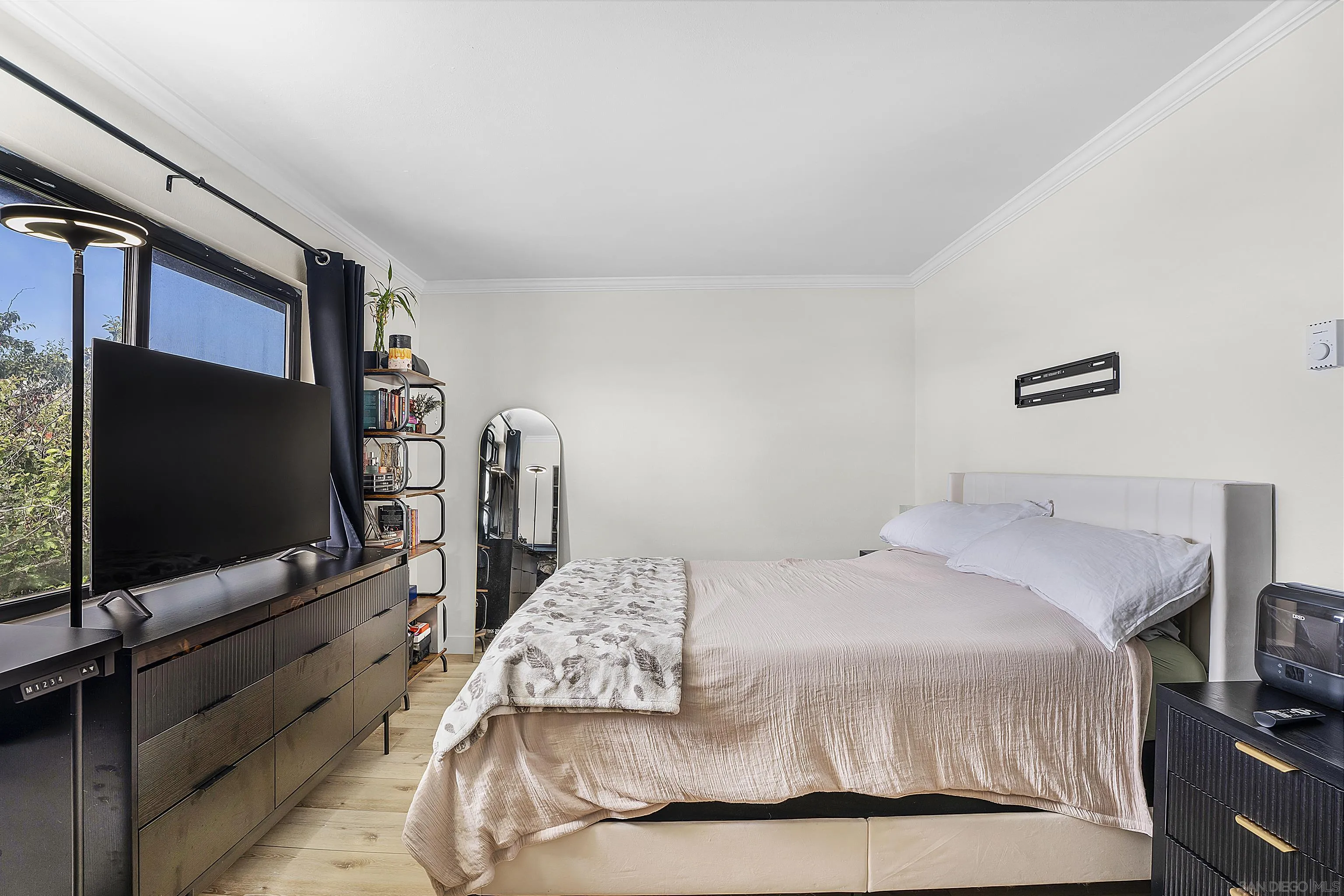 3213 Midway Drive Unit 806