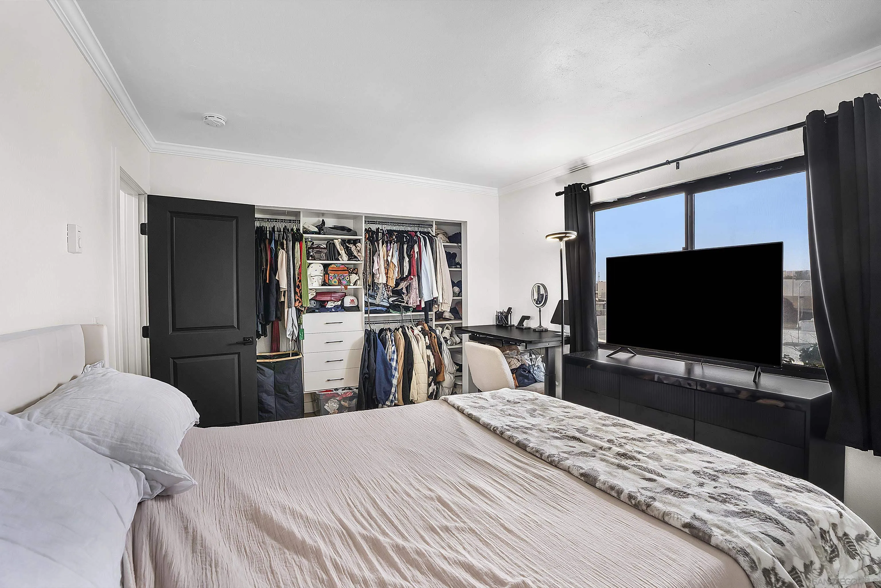 3213 Midway Drive Unit 806