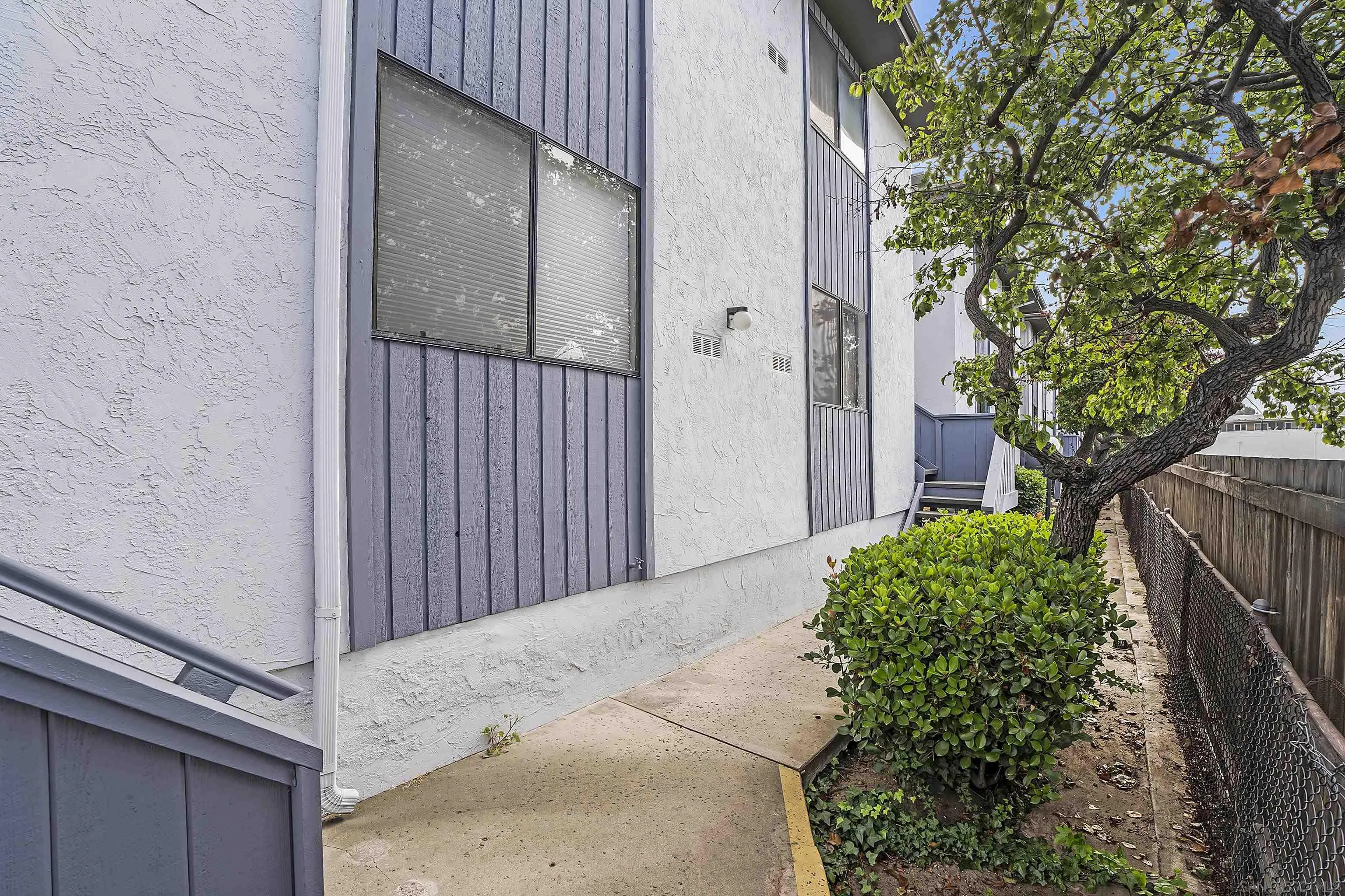 3213 Midway Drive Unit 806