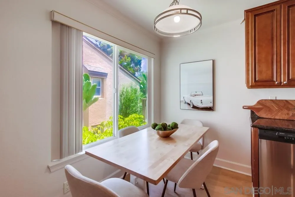 3136 Via Alicante Unit G