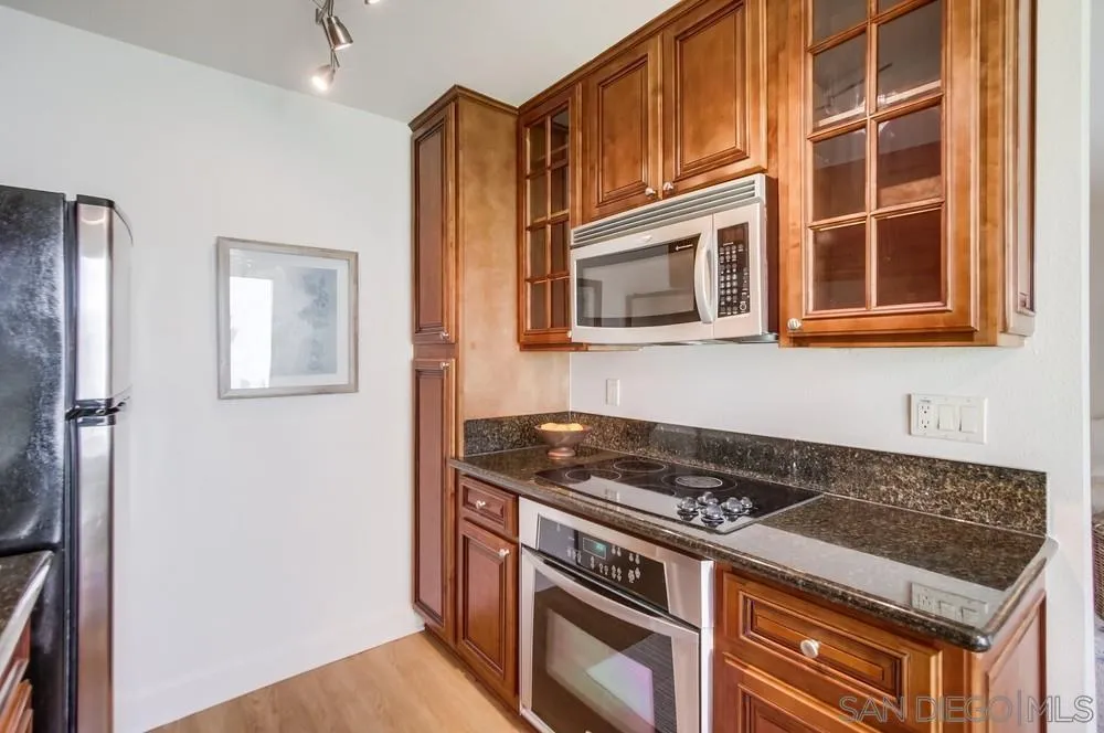 3136 Via Alicante Unit G