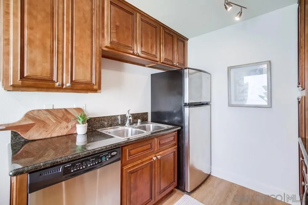 3136 Via Alicante Unit G