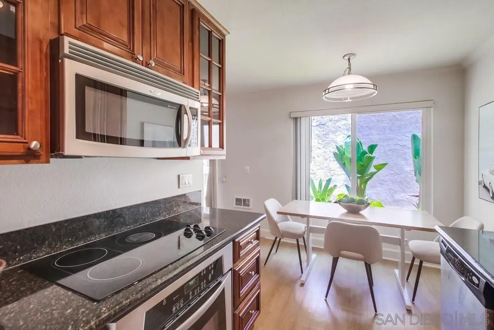 3136 Via Alicante Unit G