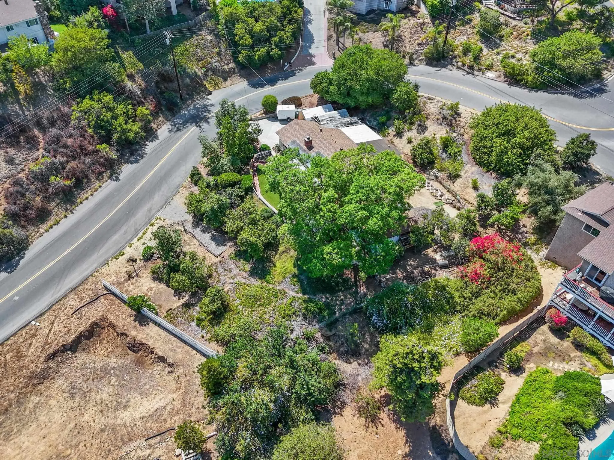 4245 Avenida Gregory