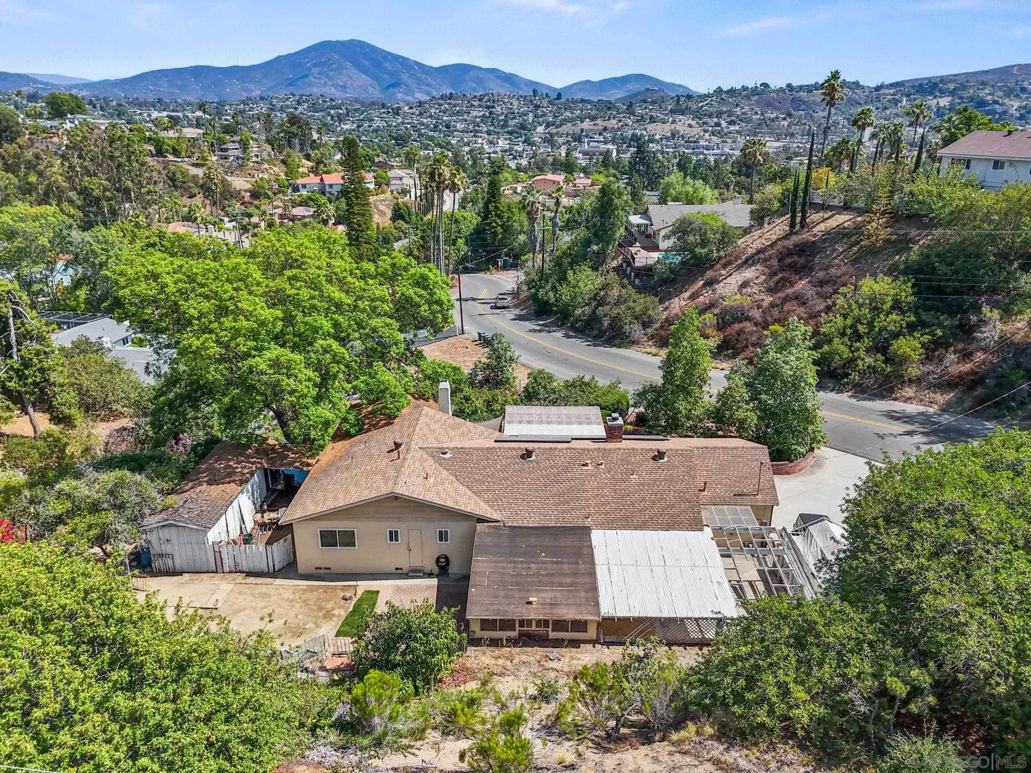 4245 Avenida Gregory