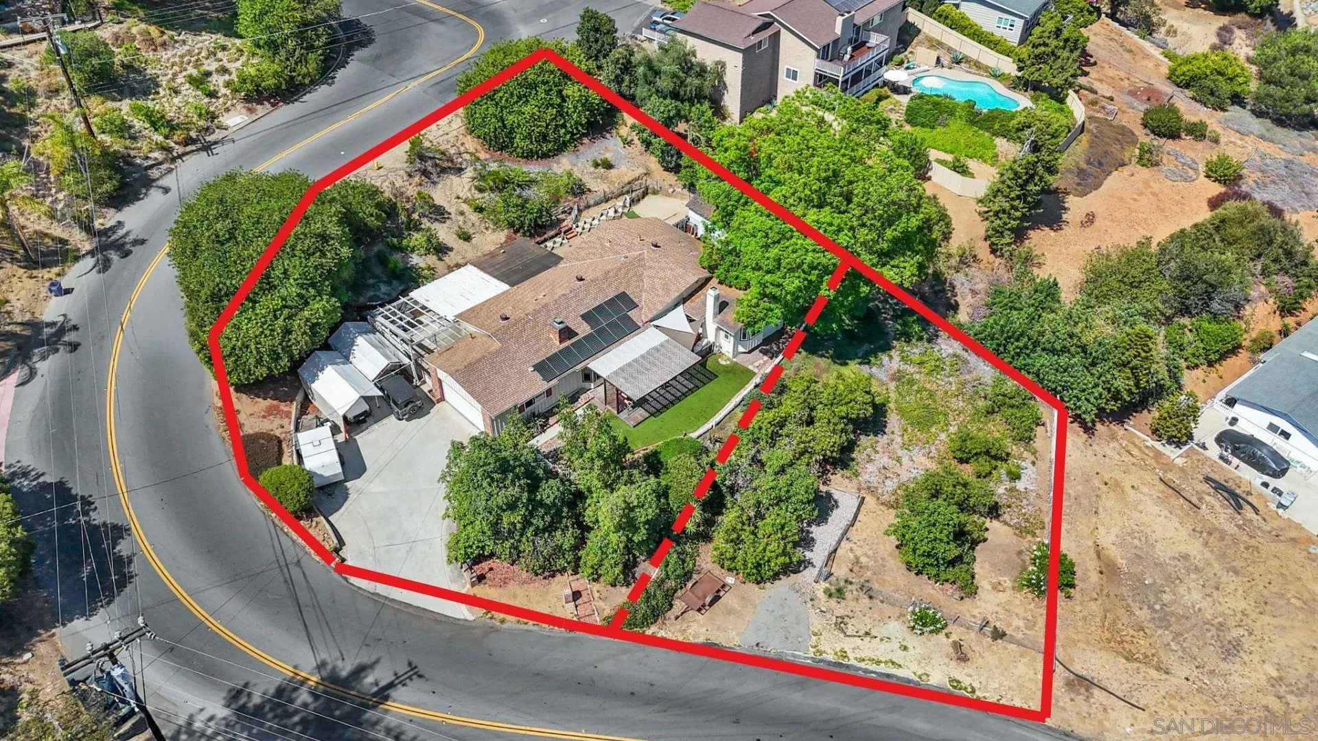 4245 Avenida Gregory