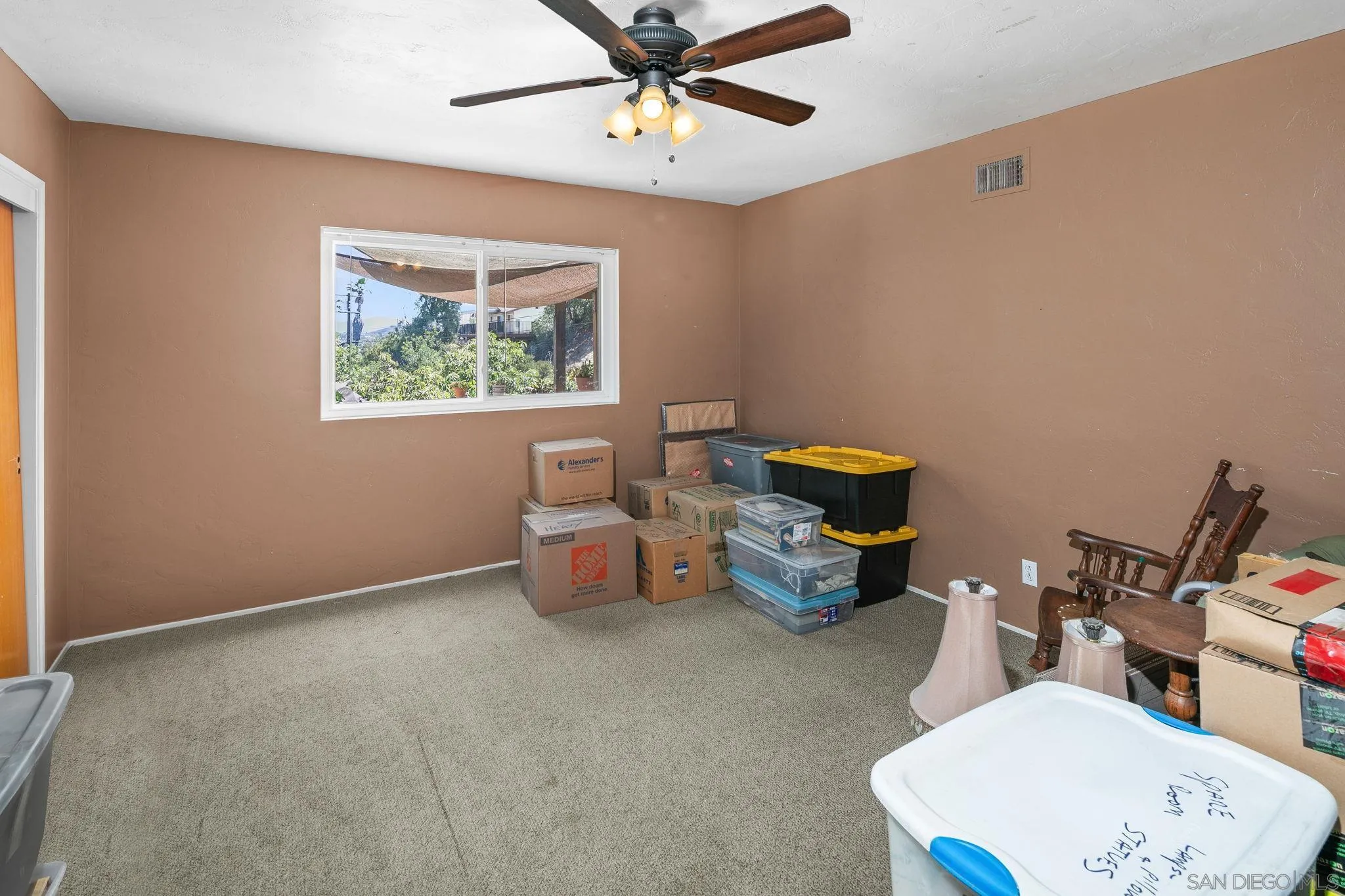 4245 Avenida Gregory