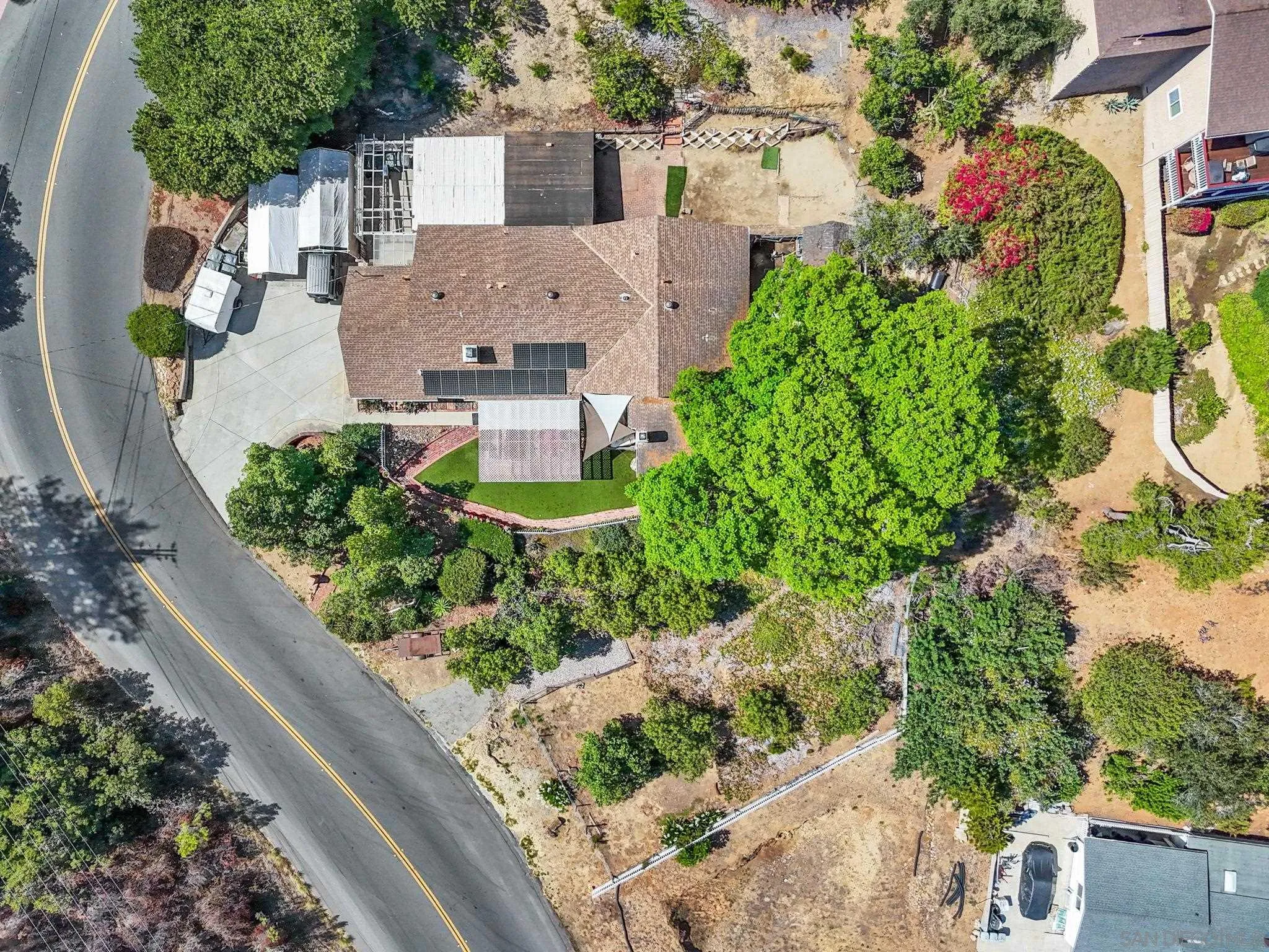 4245 Avenida Gregory