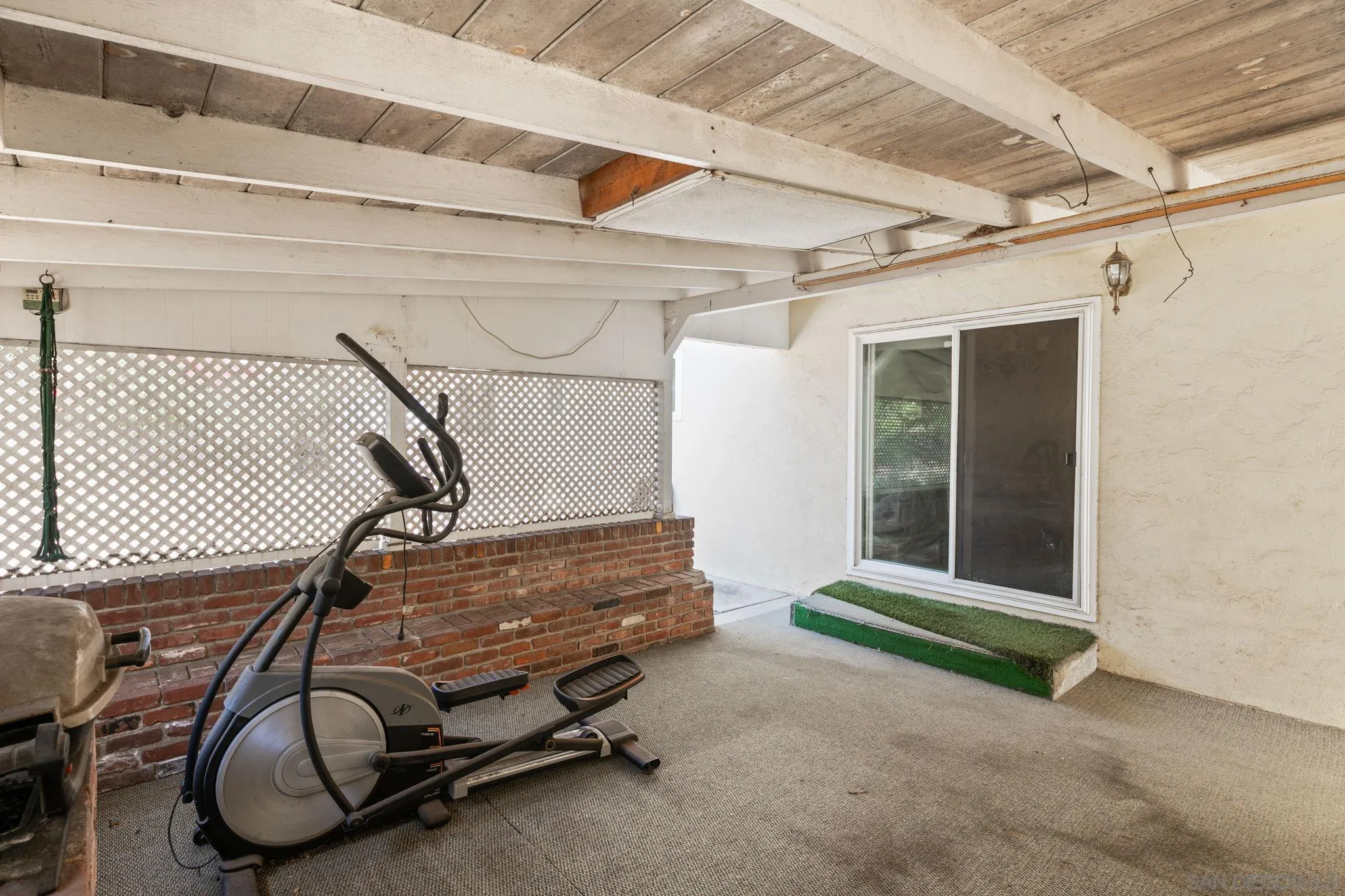 4245 Avenida Gregory