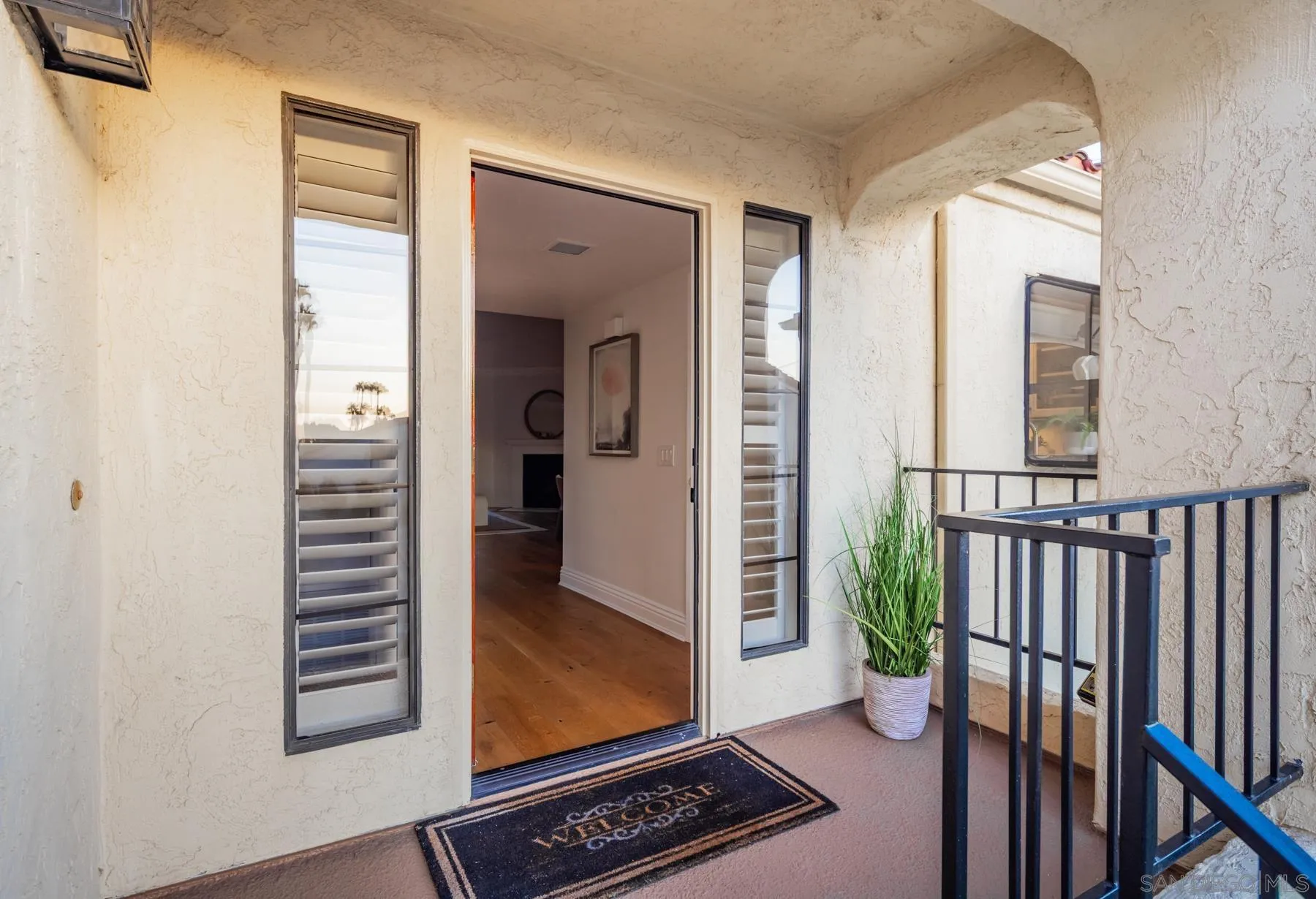 3156 Calle Viento