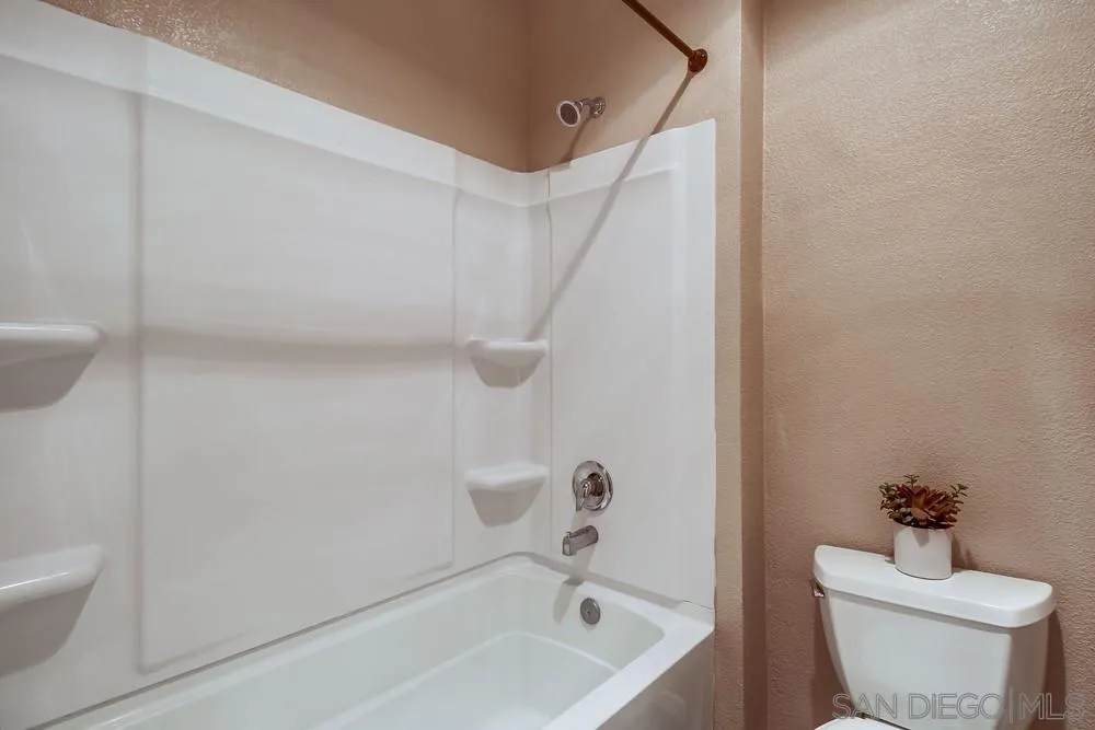 18736 Caminito Cantilena Unit 194