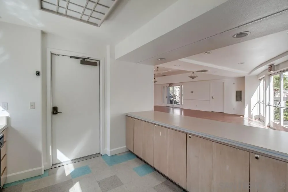 18736 Caminito Cantilena Unit 194