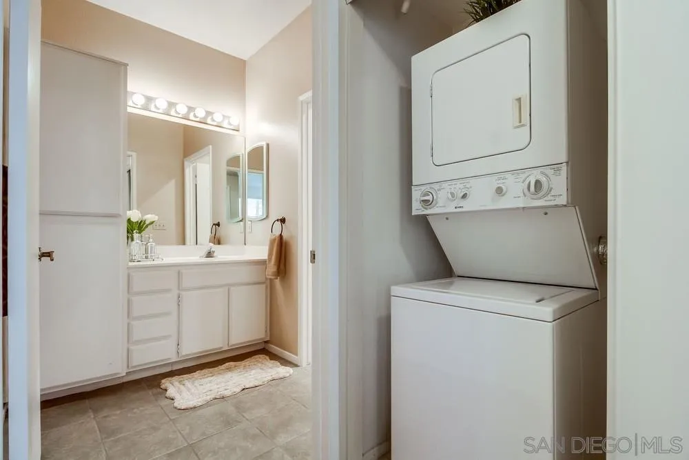 18736 Caminito Cantilena Unit 194