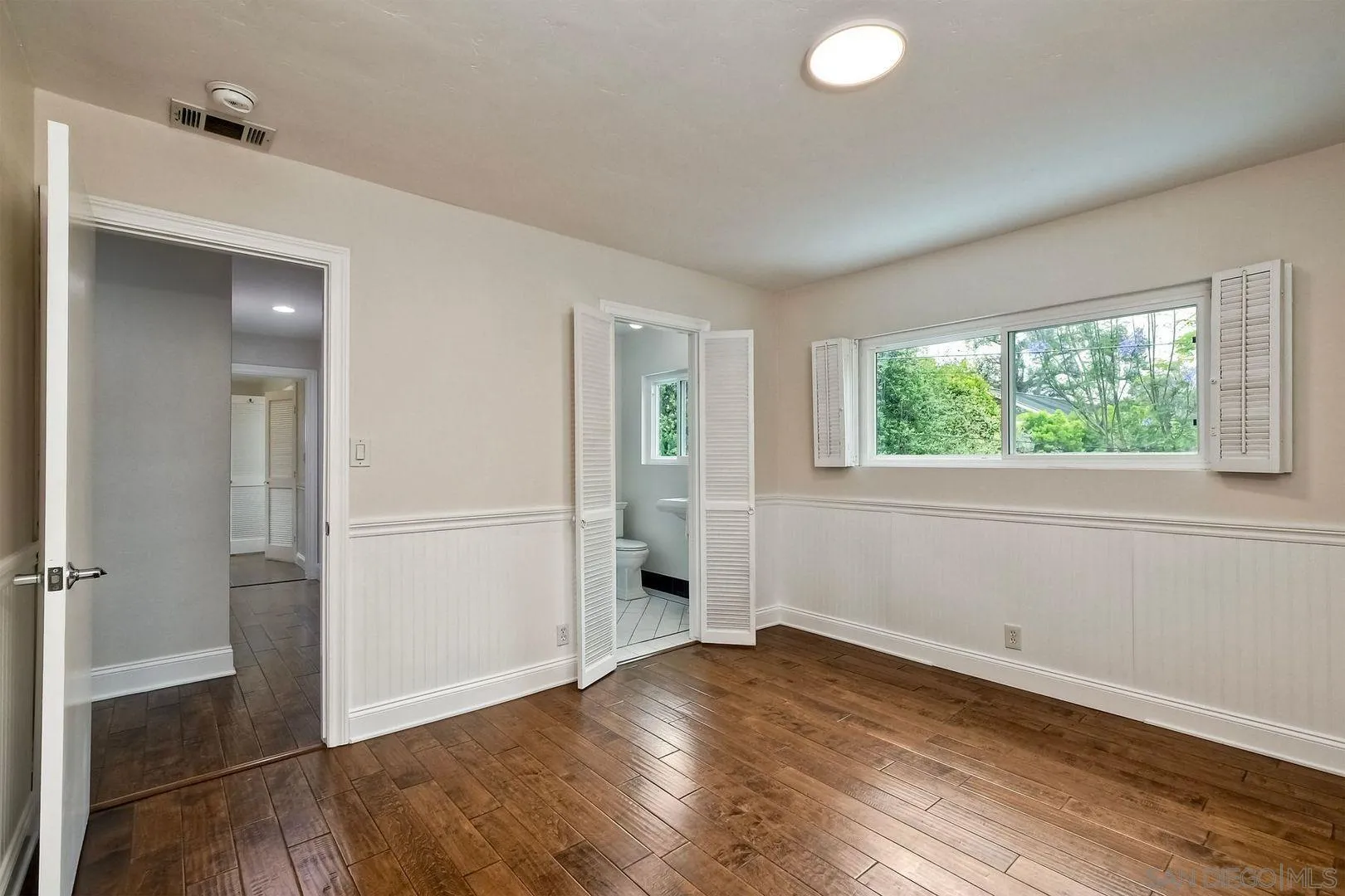 402 Parkwood