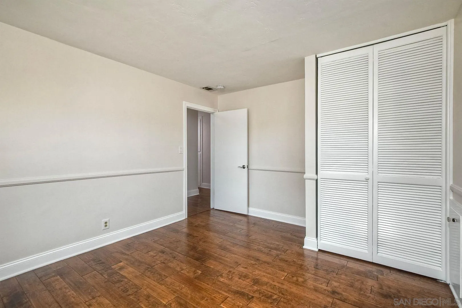 402 Parkwood