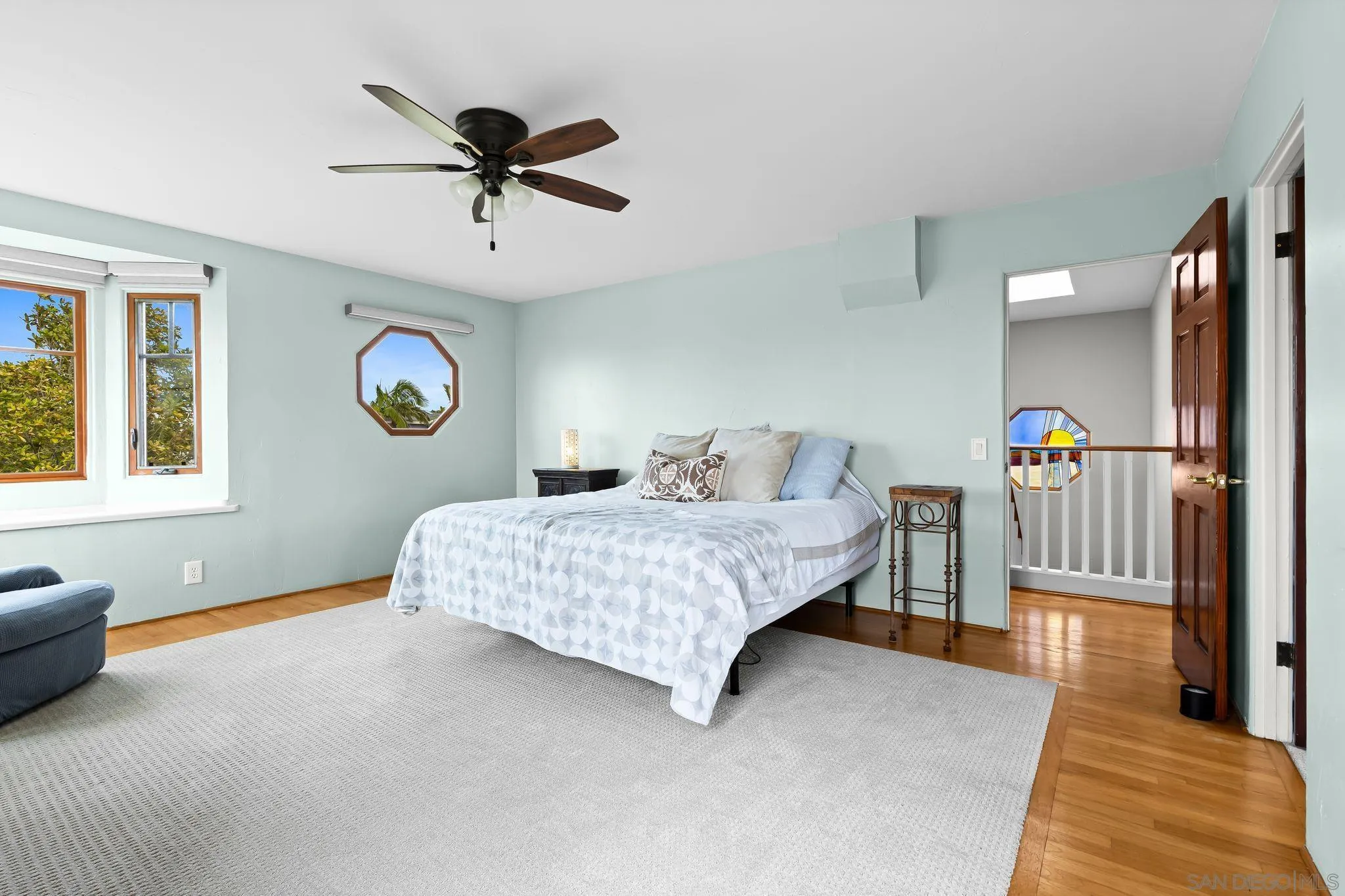 4377 Newport
