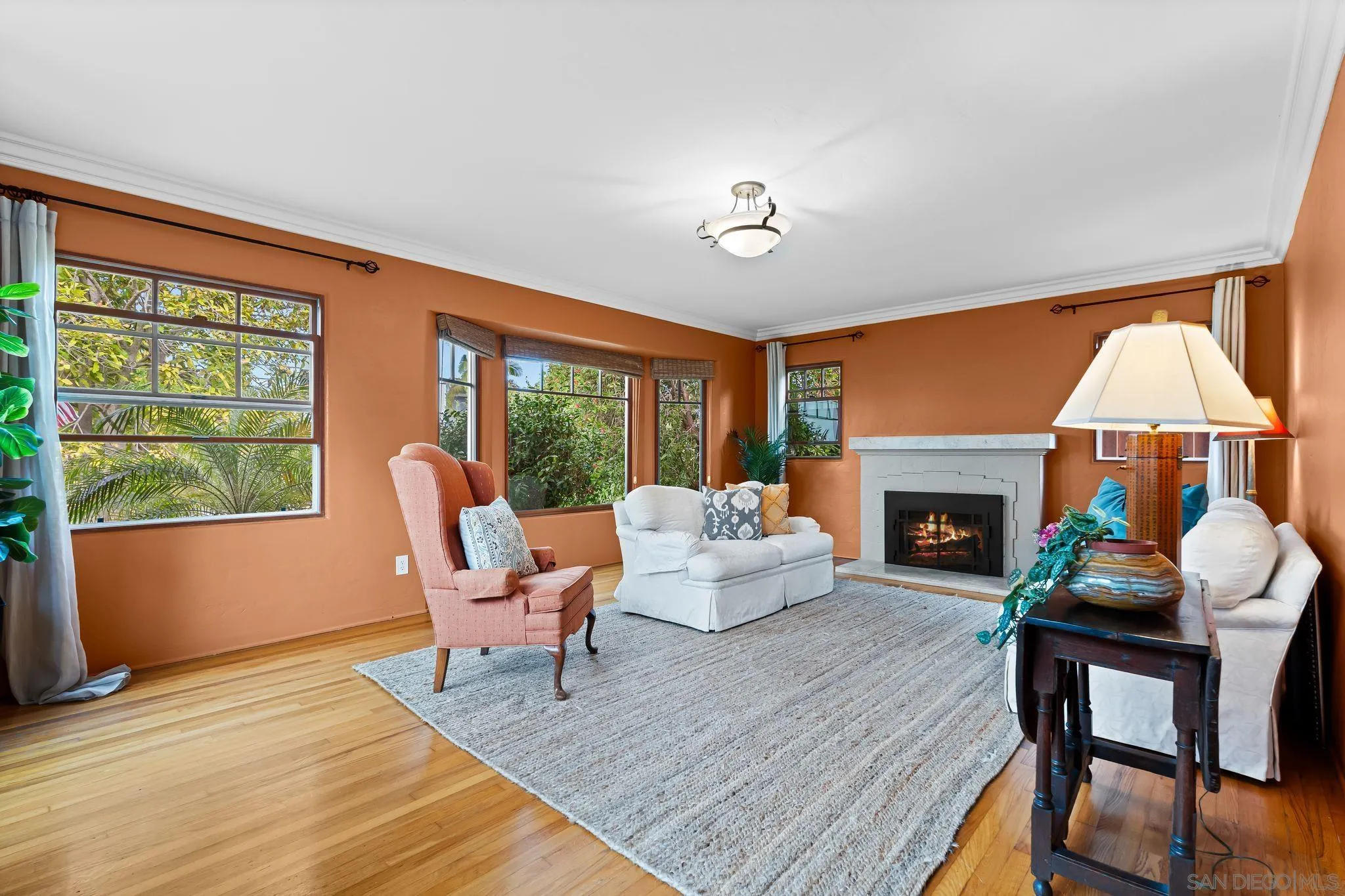 4377 Newport