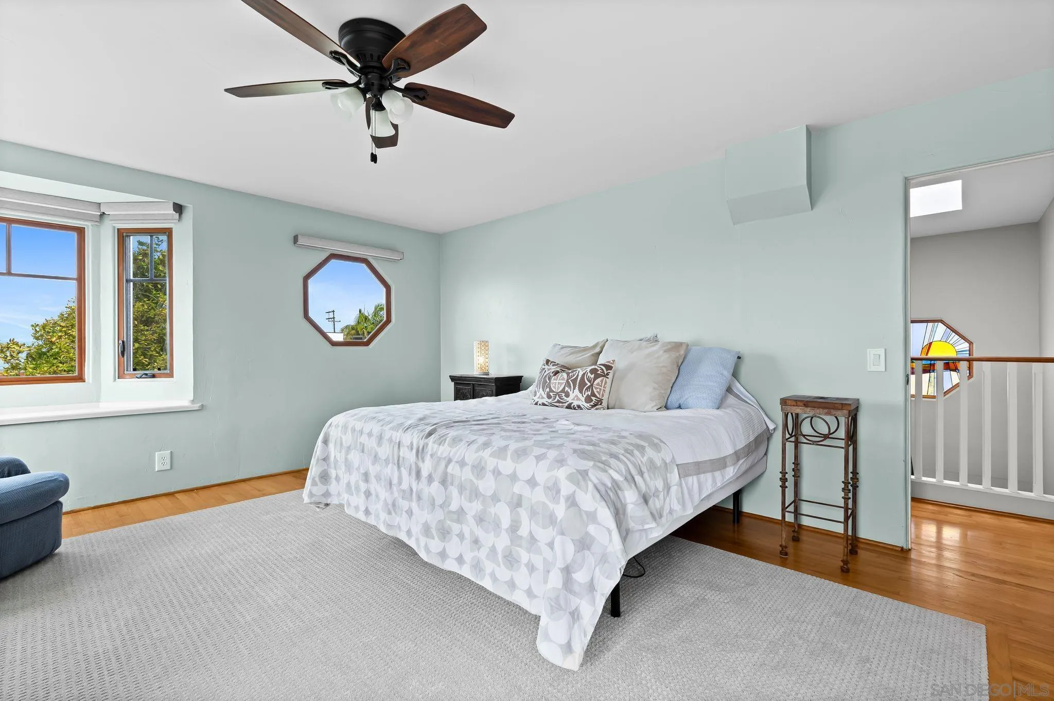 4377 Newport