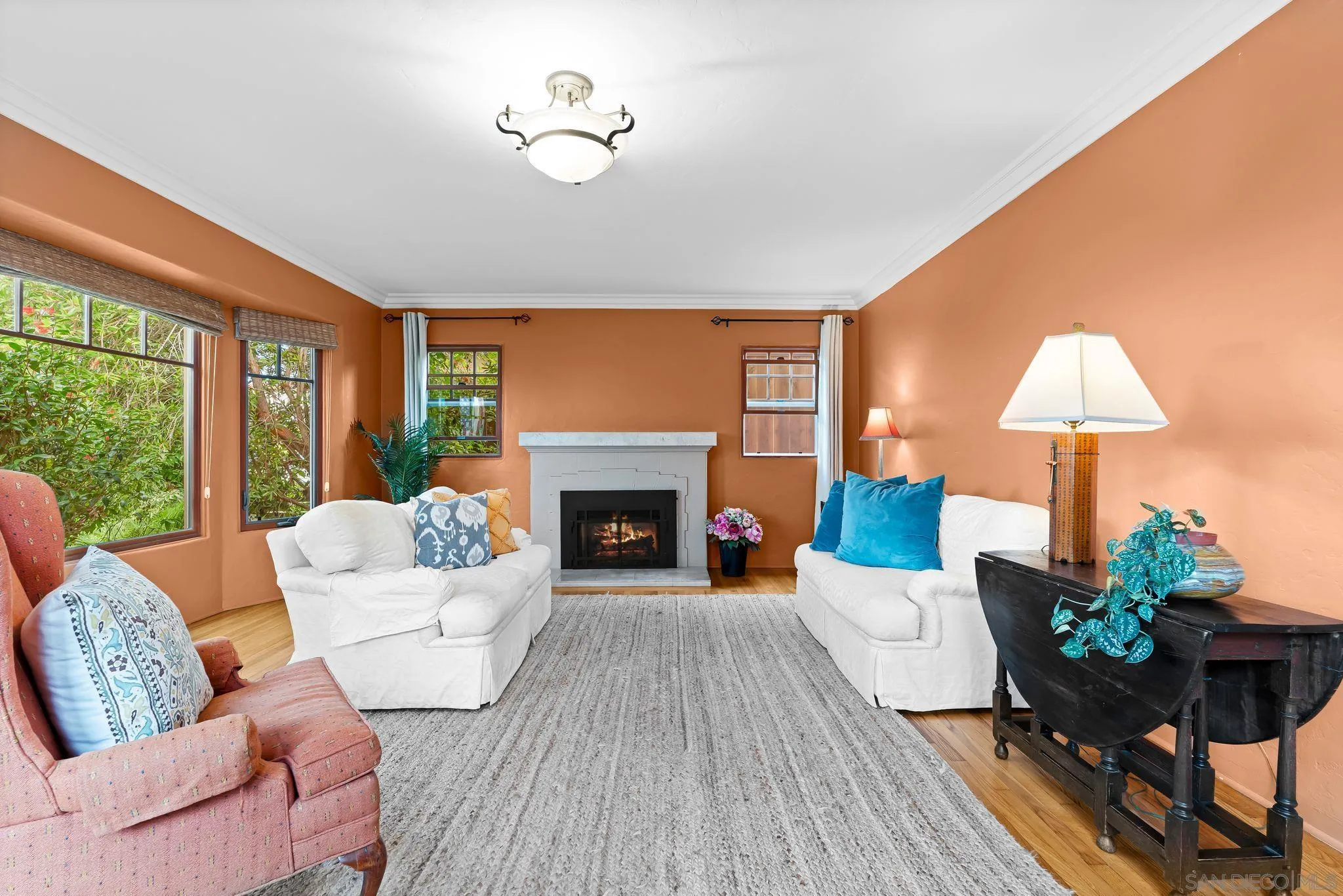 4377 Newport
