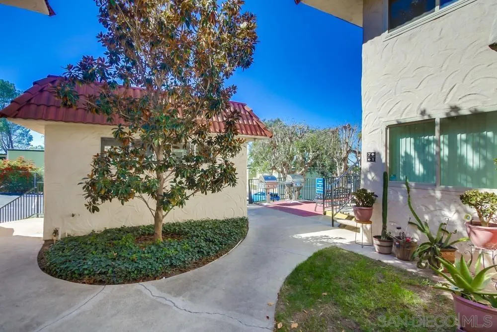 8609 Lake Murray Blvd Unit 7, San Diego Unit: 7