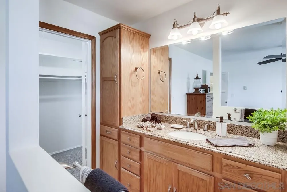 8609 Lake Murray Blvd Unit 7, San Diego Unit: 7