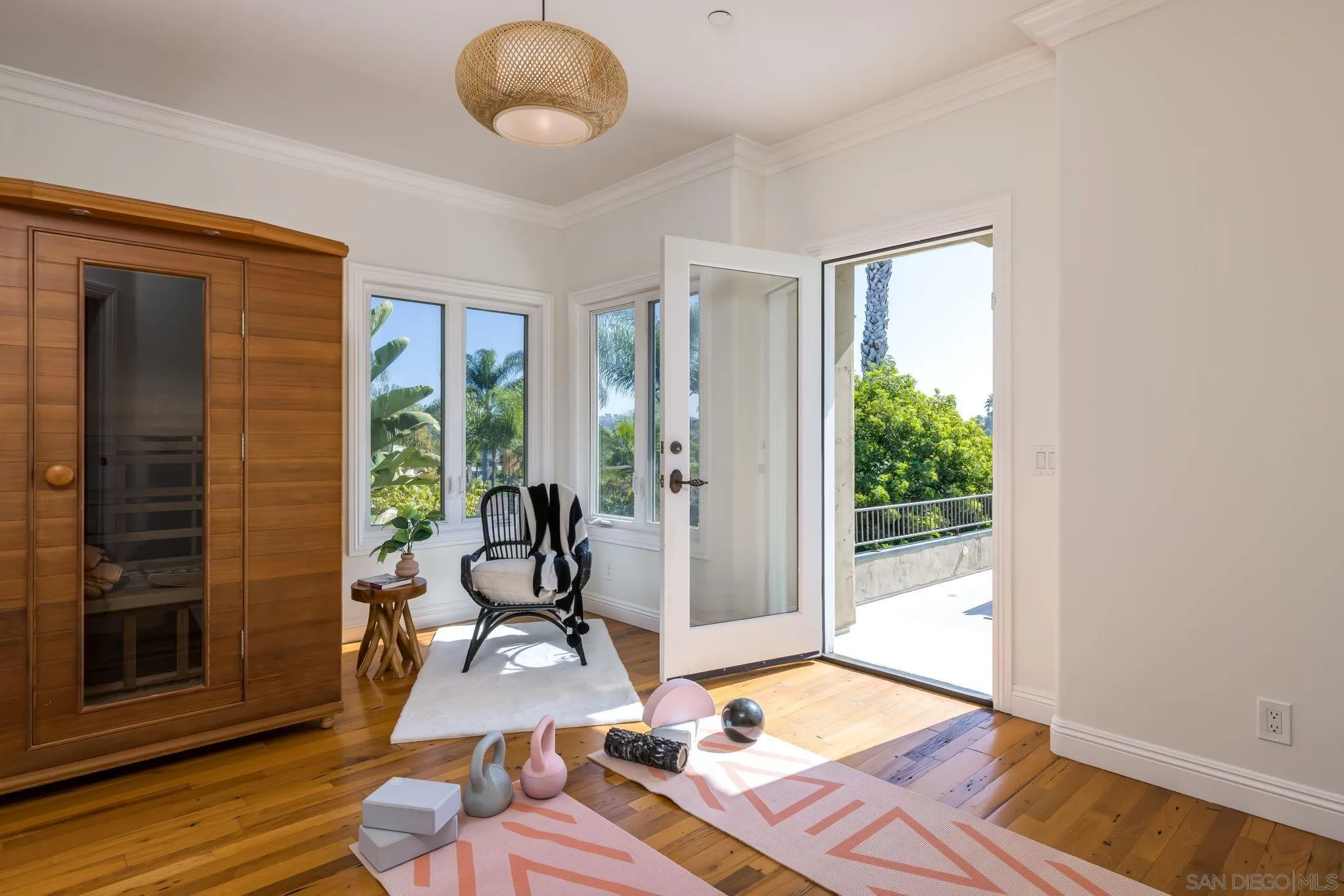 372 Hillcrest Scenic Ln