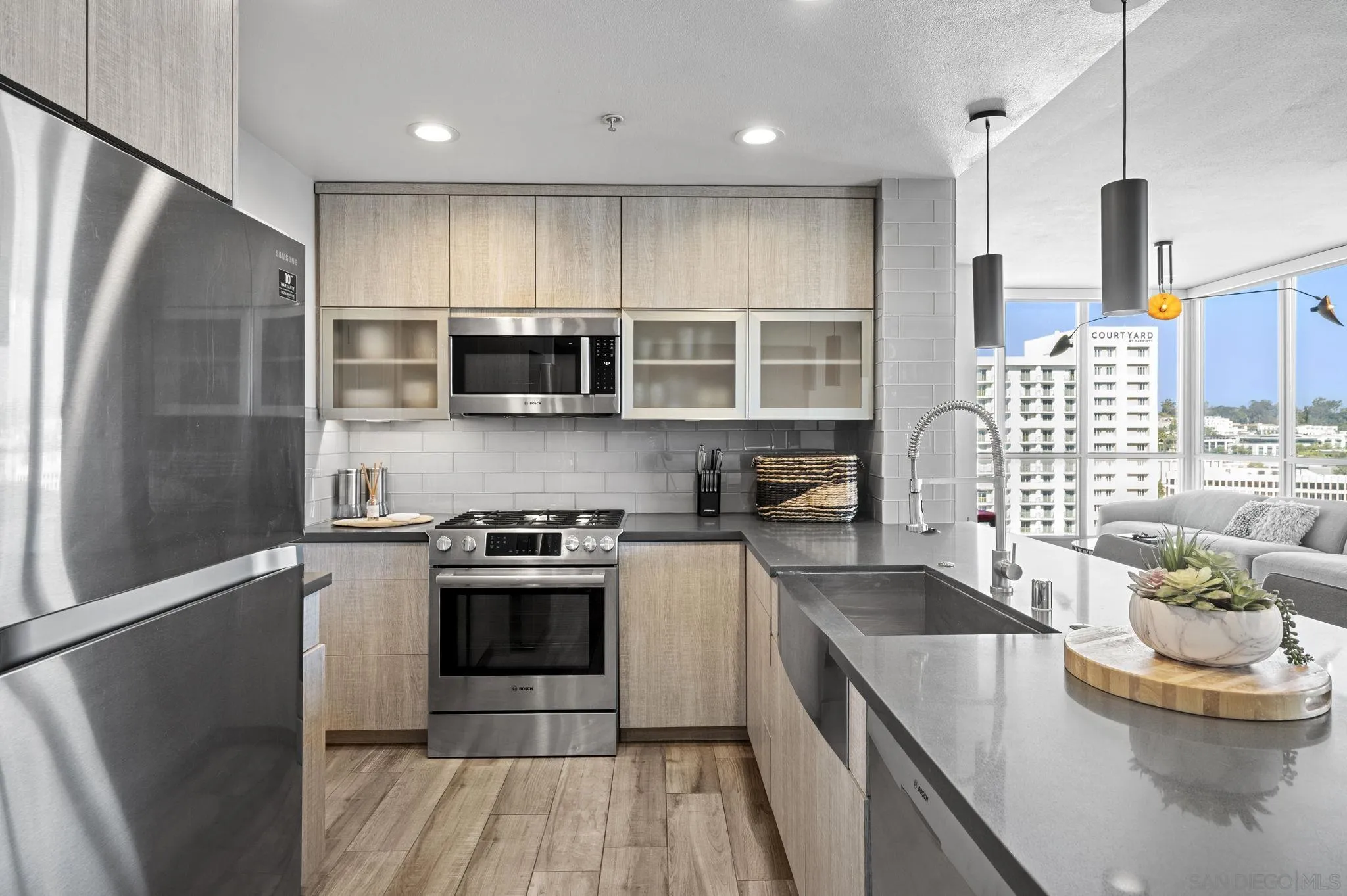 300 W W Beech St Unit 1808