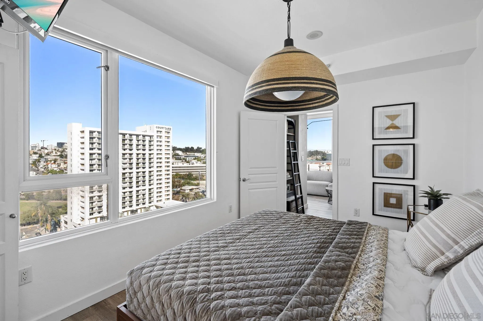 300 W W Beech St Unit 1808