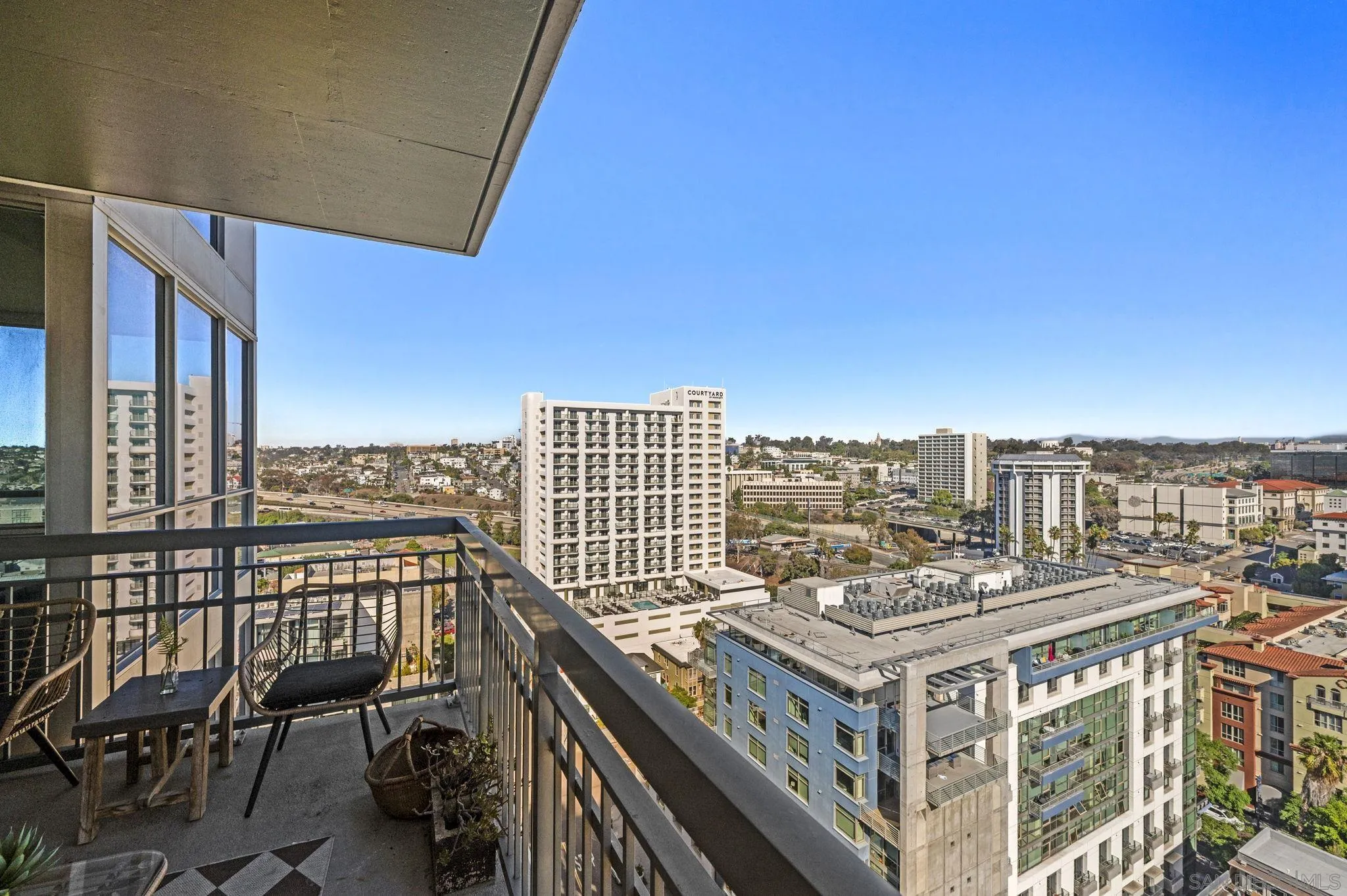 300 W W Beech St Unit 1808