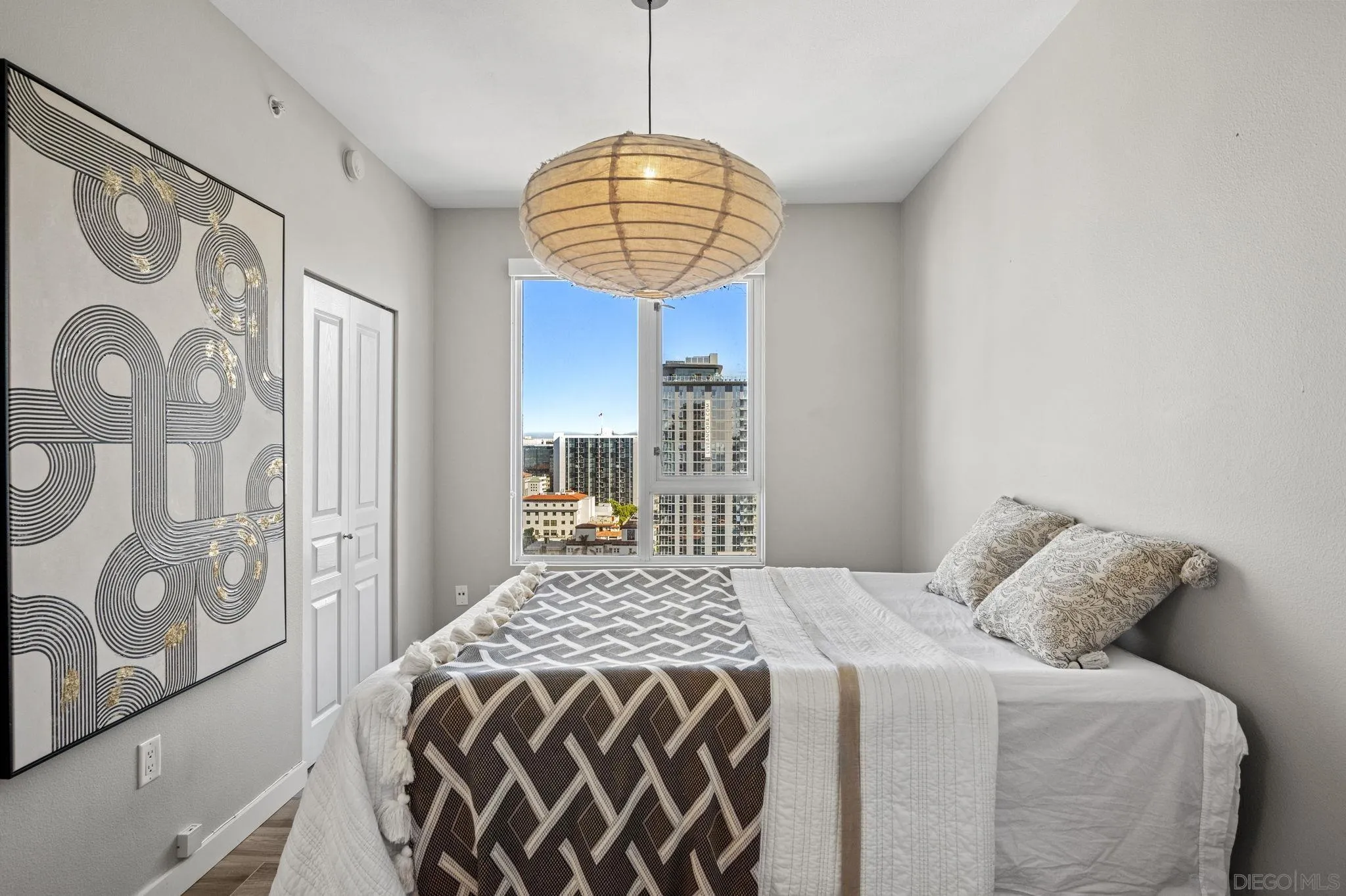 300 W W Beech St Unit 1808