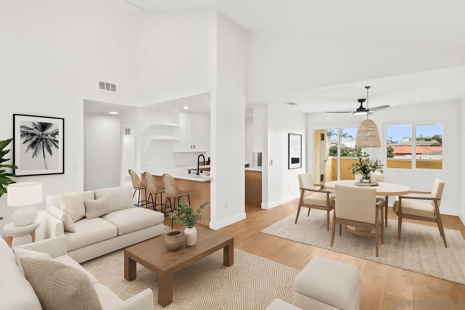 152 Evergreen Ave. Unit 4