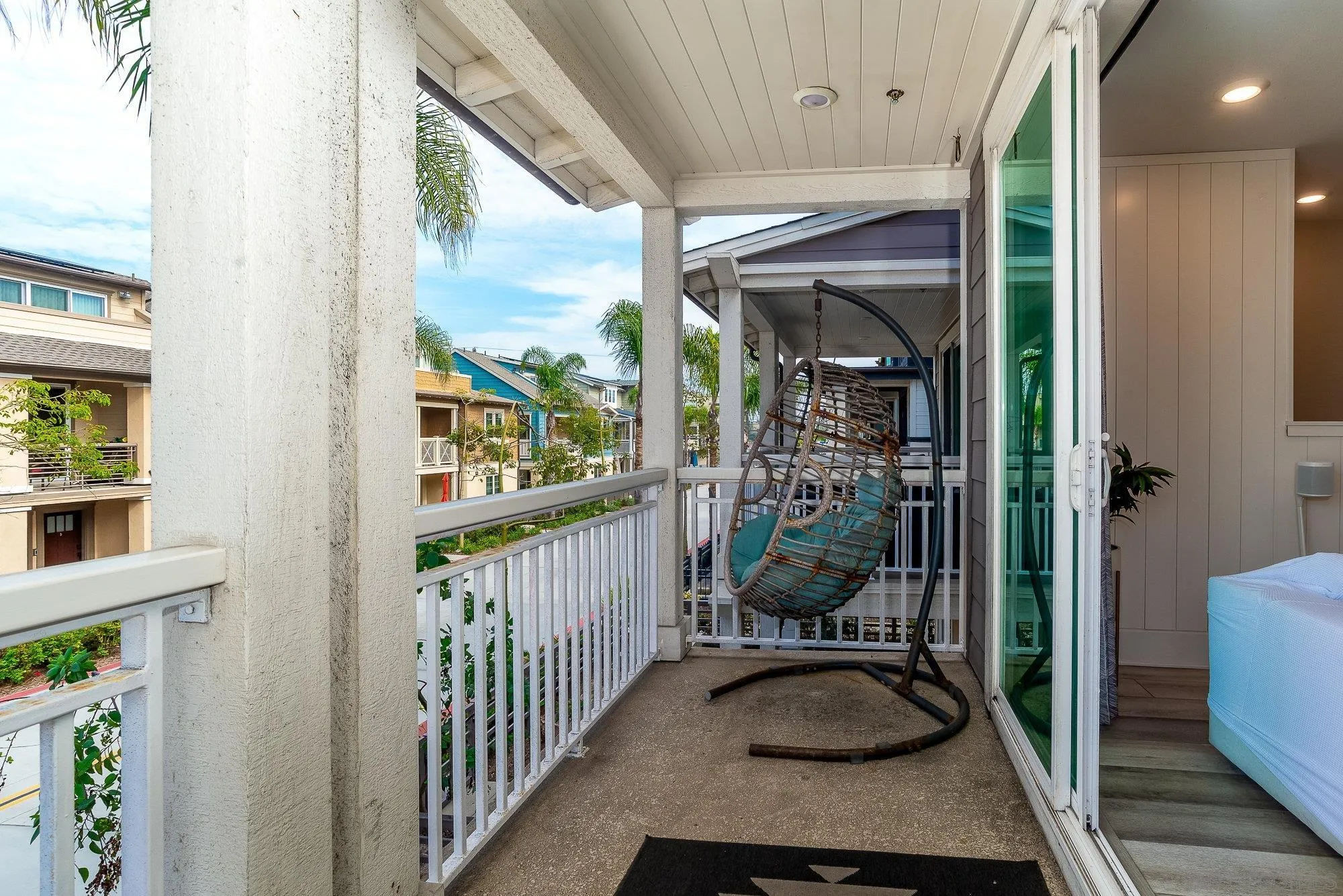 807 Santa Barbara Pl