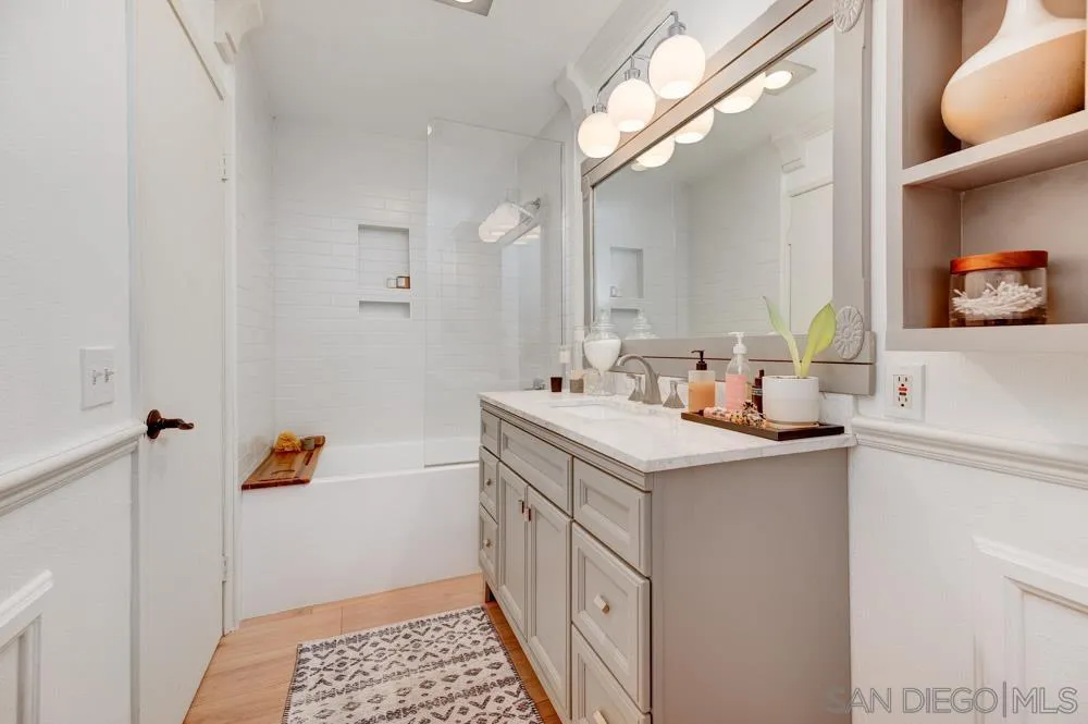 140 Walnut Ave. Unit 2d