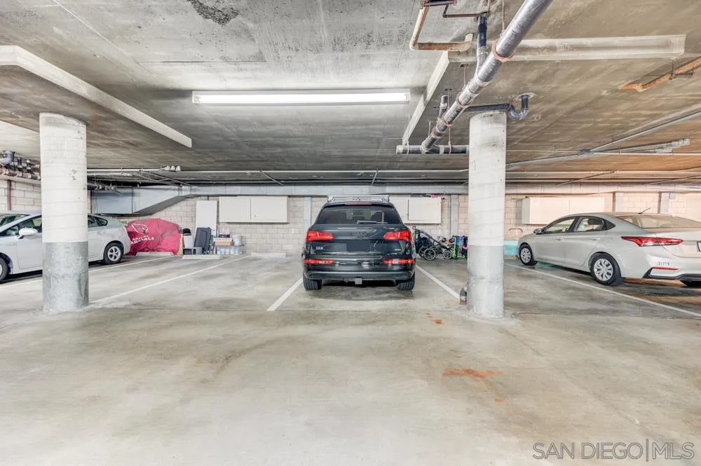 140 Walnut Ave. Unit 2d