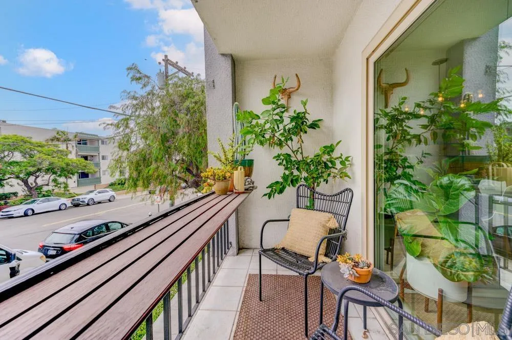 140 Walnut Ave. Unit 2d