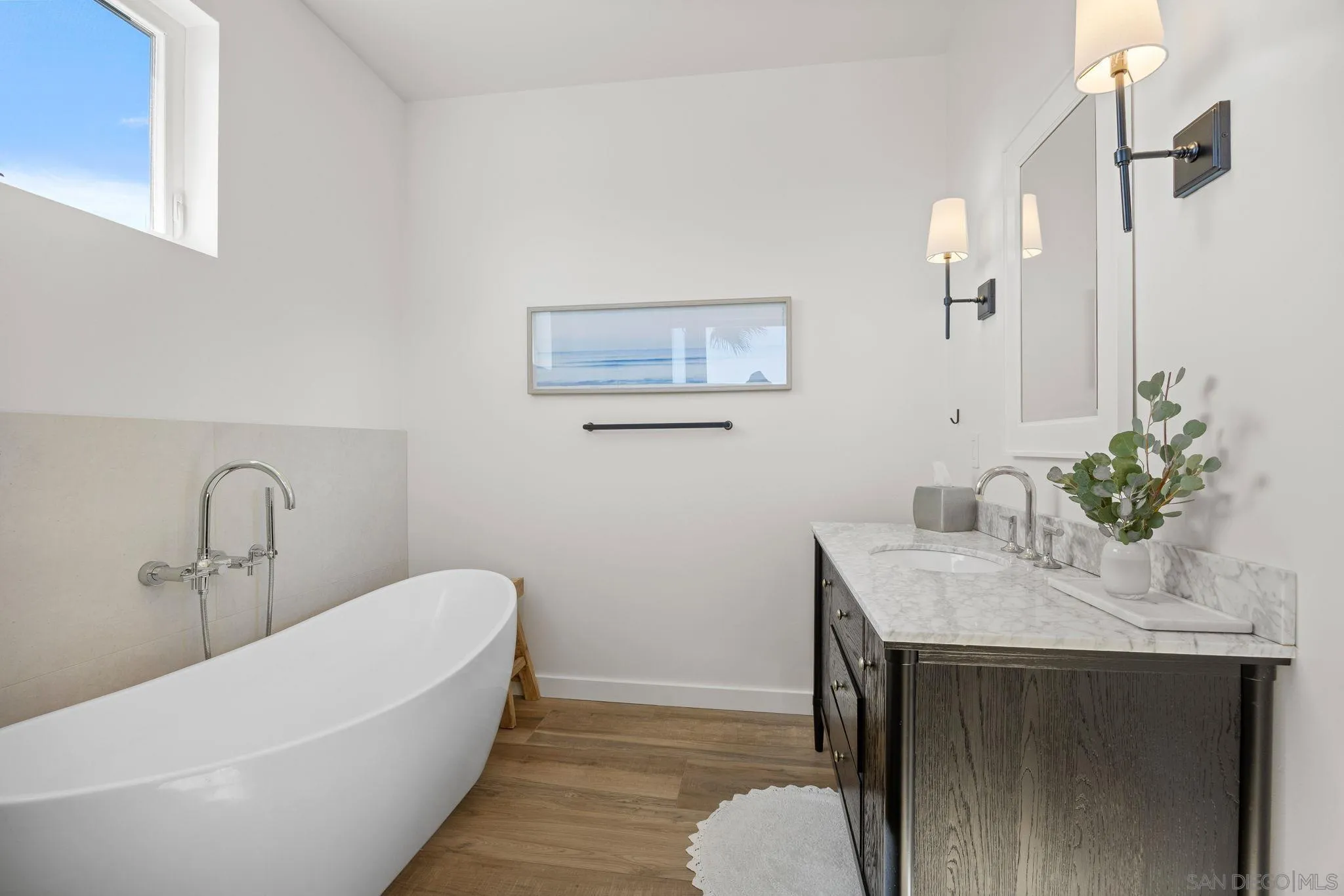 554 & 556 Stratford Dr