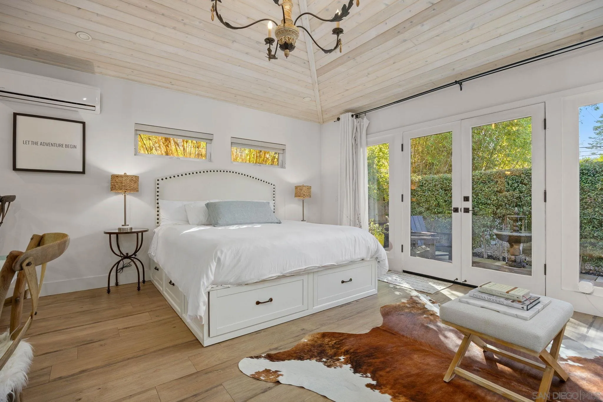 554 & 556 Stratford Dr