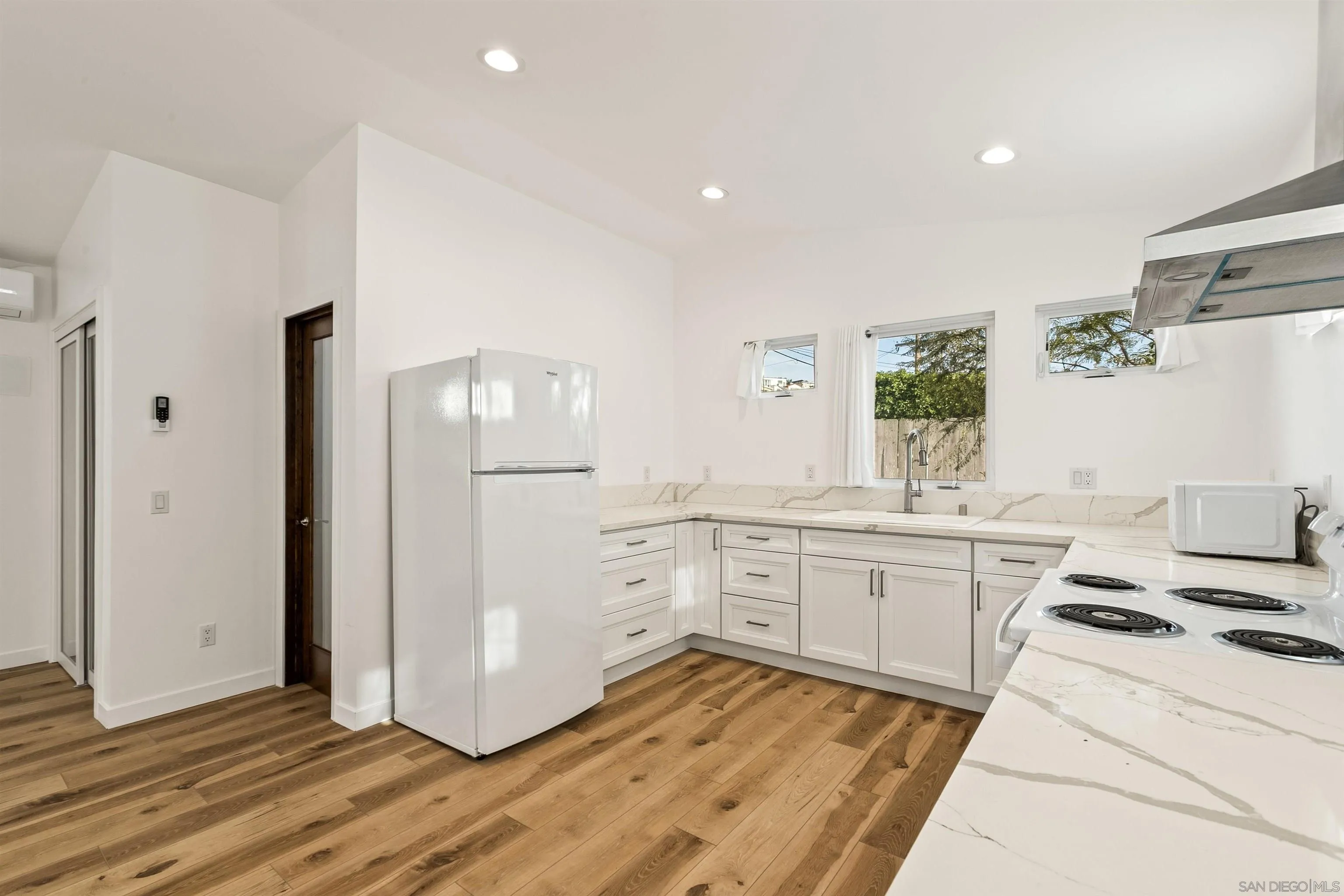 3628 Poe Street