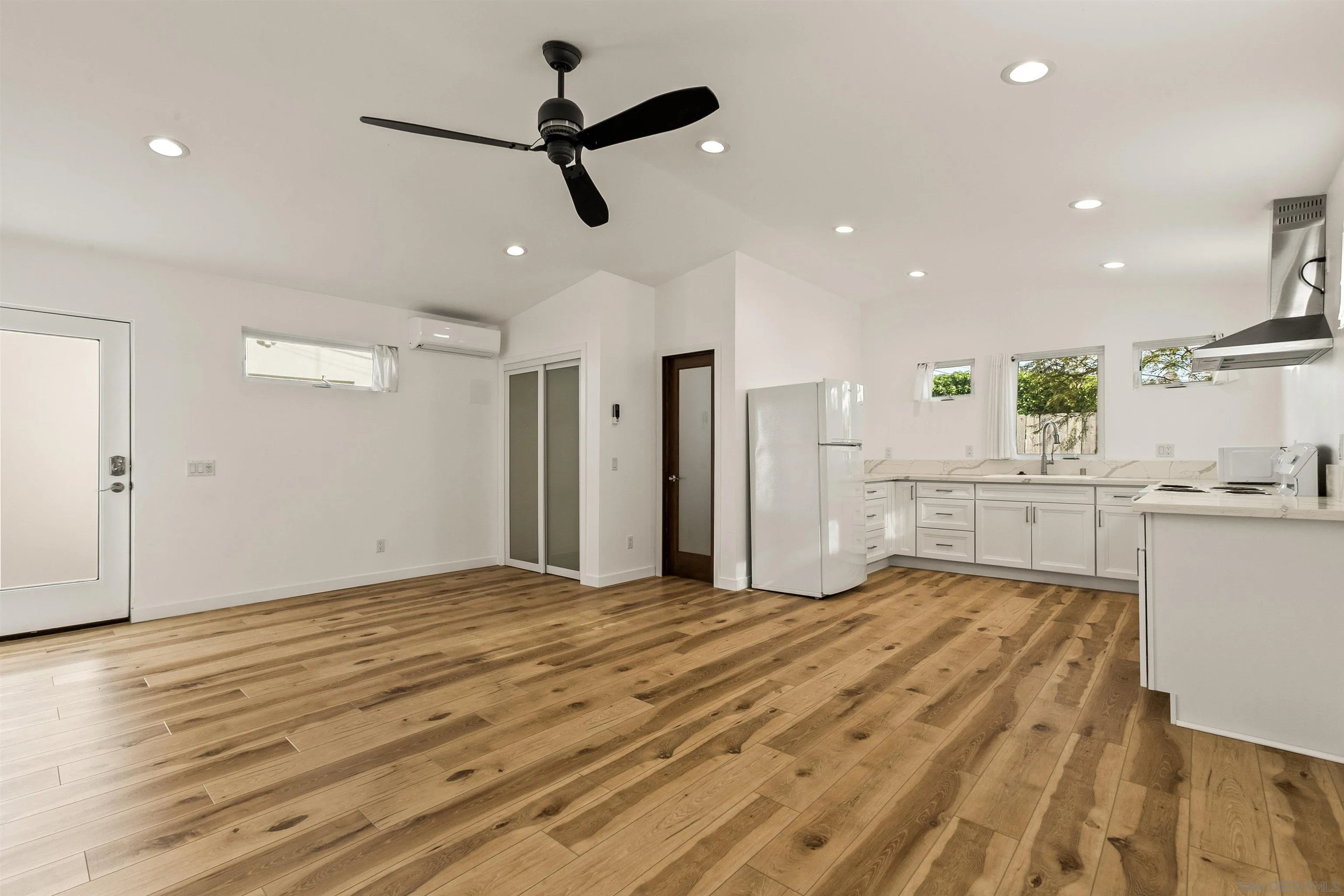 3628 Poe Street