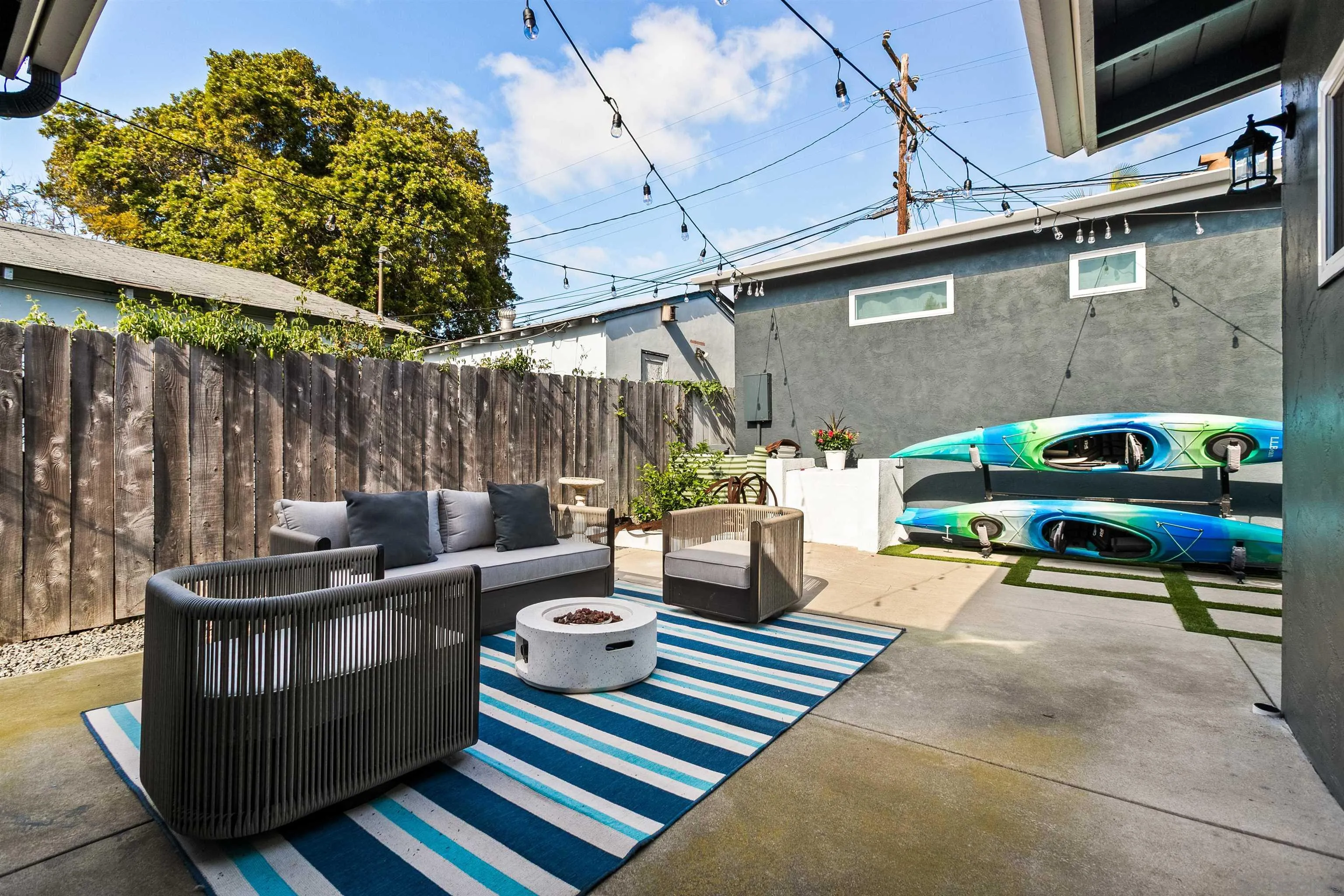 3628 Poe Street