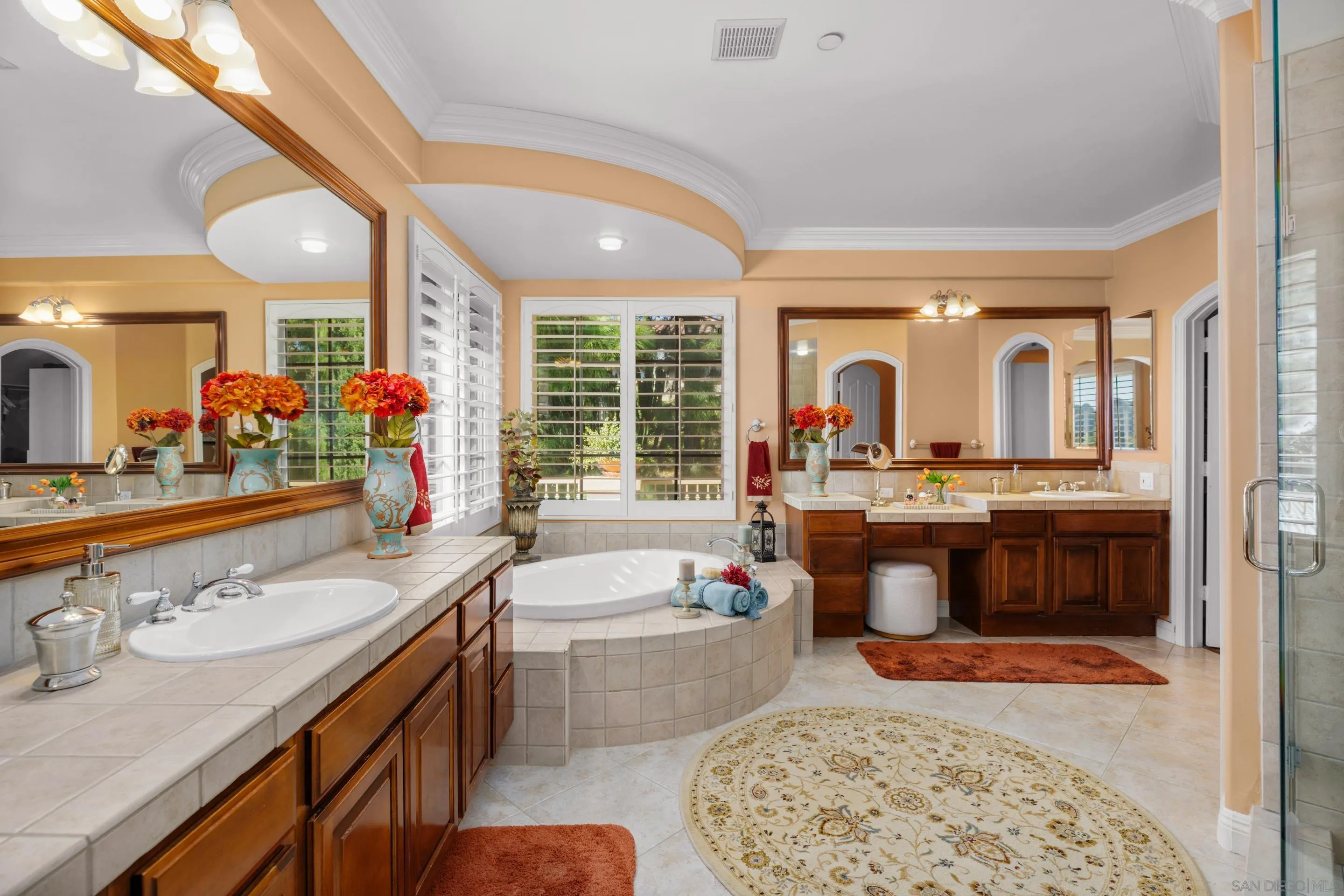 29166 Meadow Glen Way West