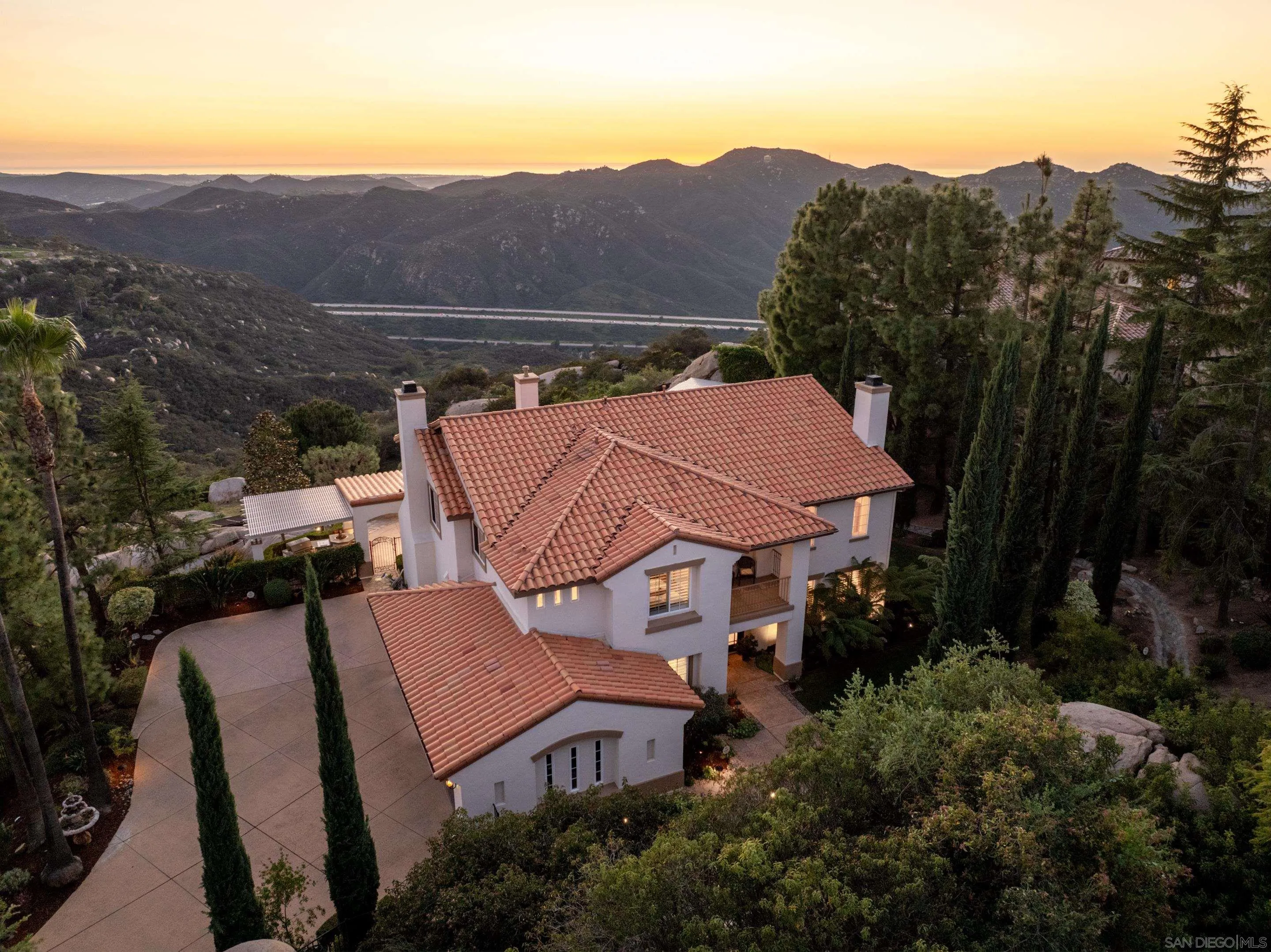 29166 Meadow Glen Way West