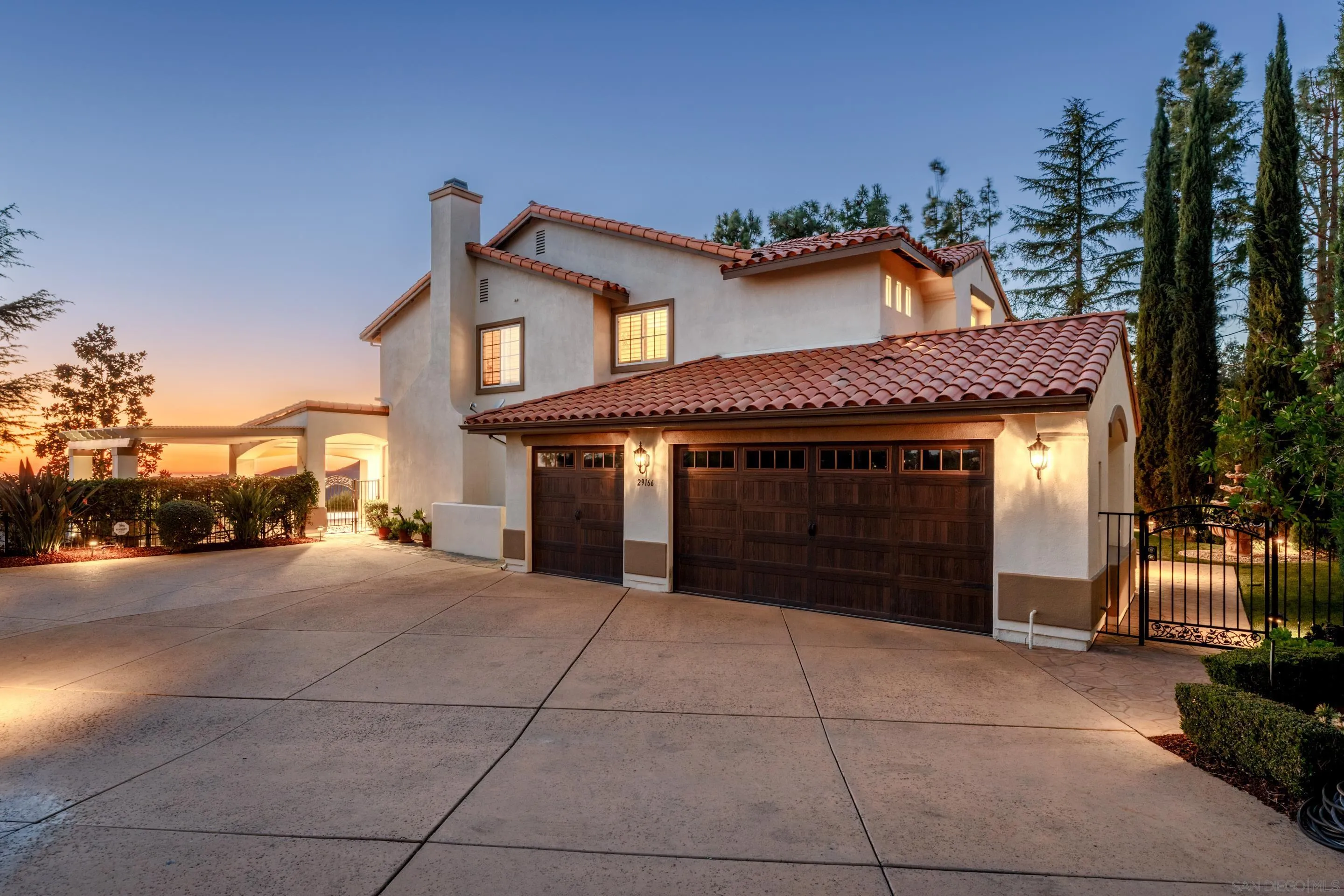 29166 Meadow Glen Way West