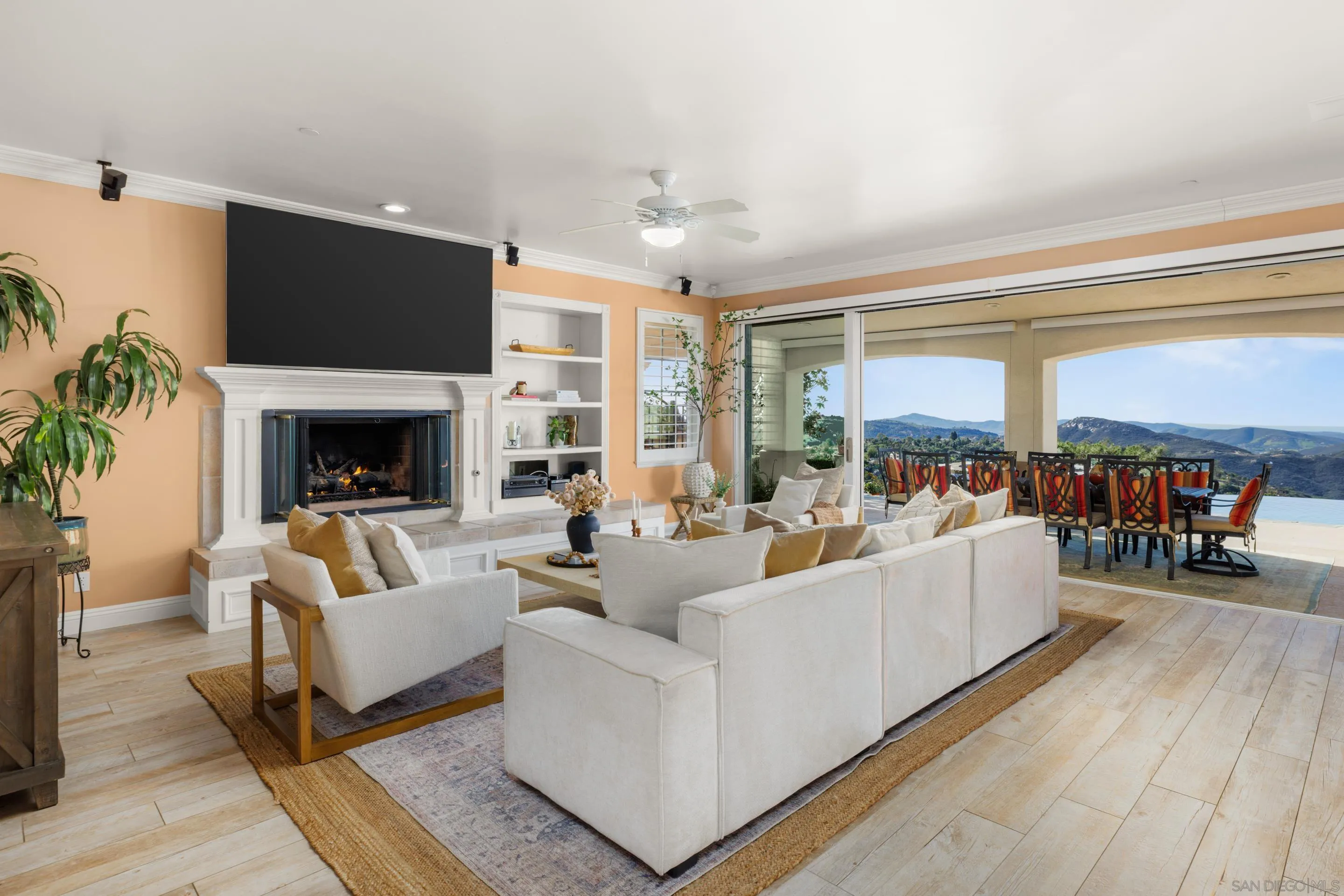 29166 Meadow Glen Way West