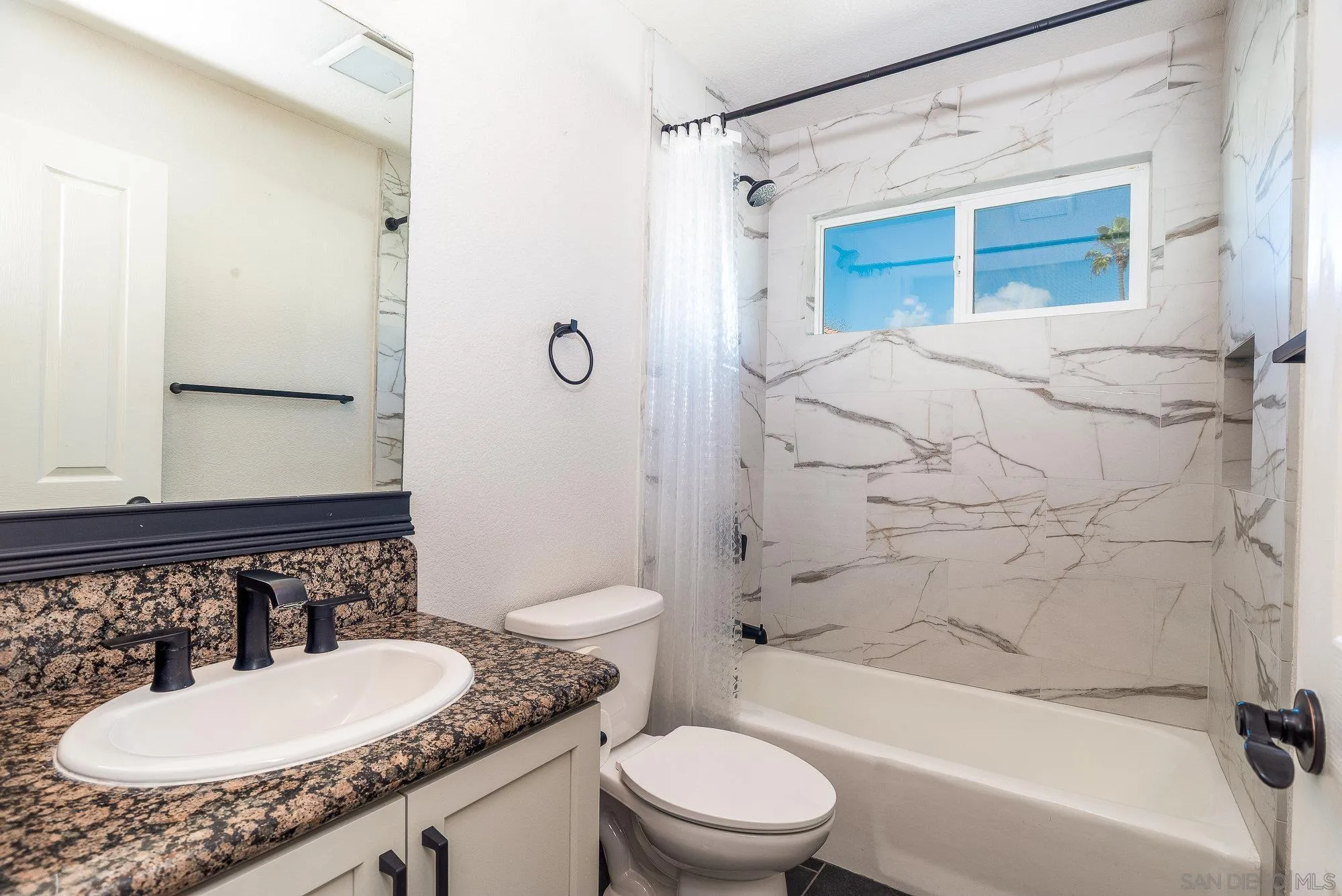 1548 Thomas Ave Unit 6