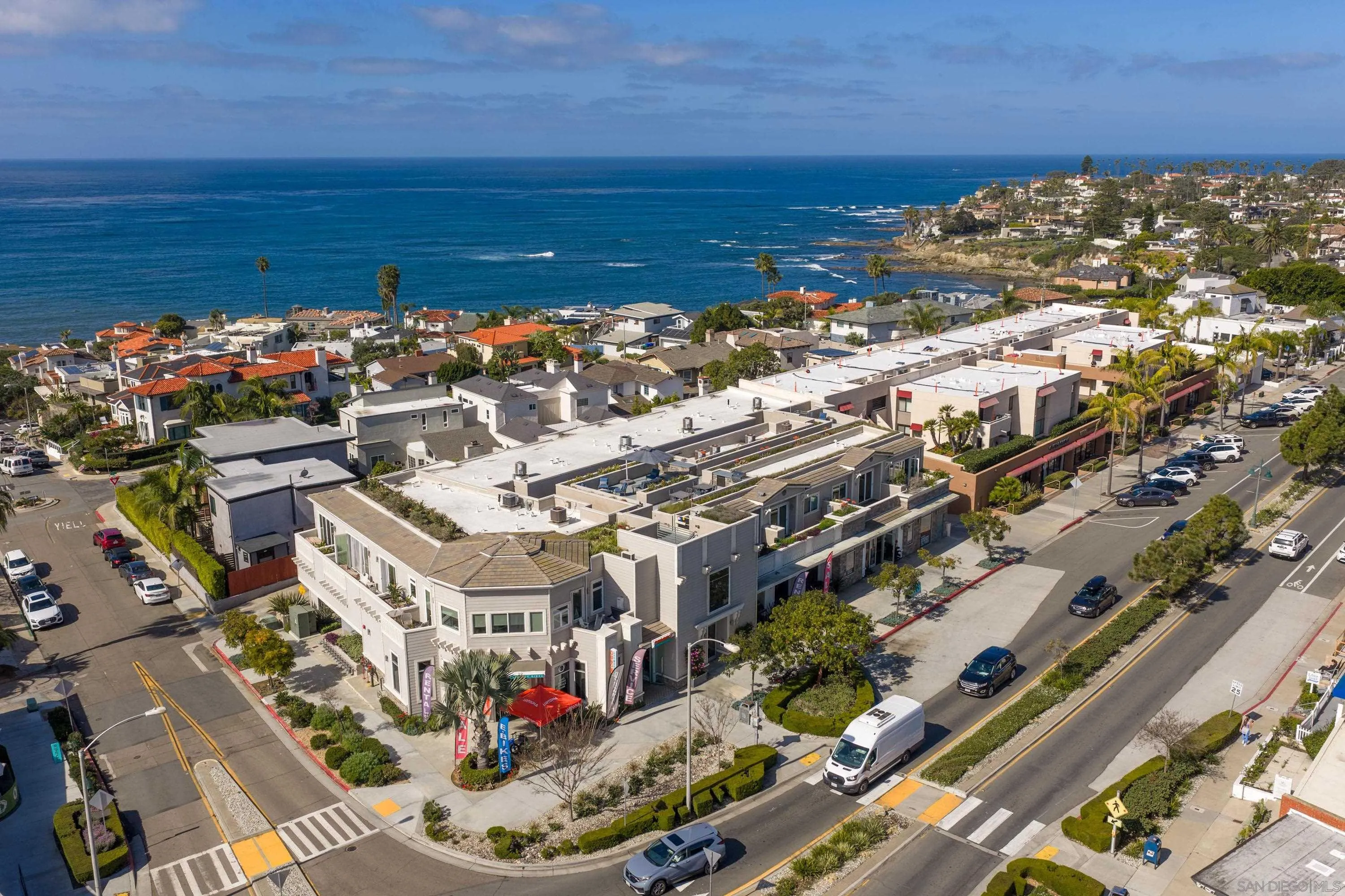 5702 La Jolla Blvd Unit: 209