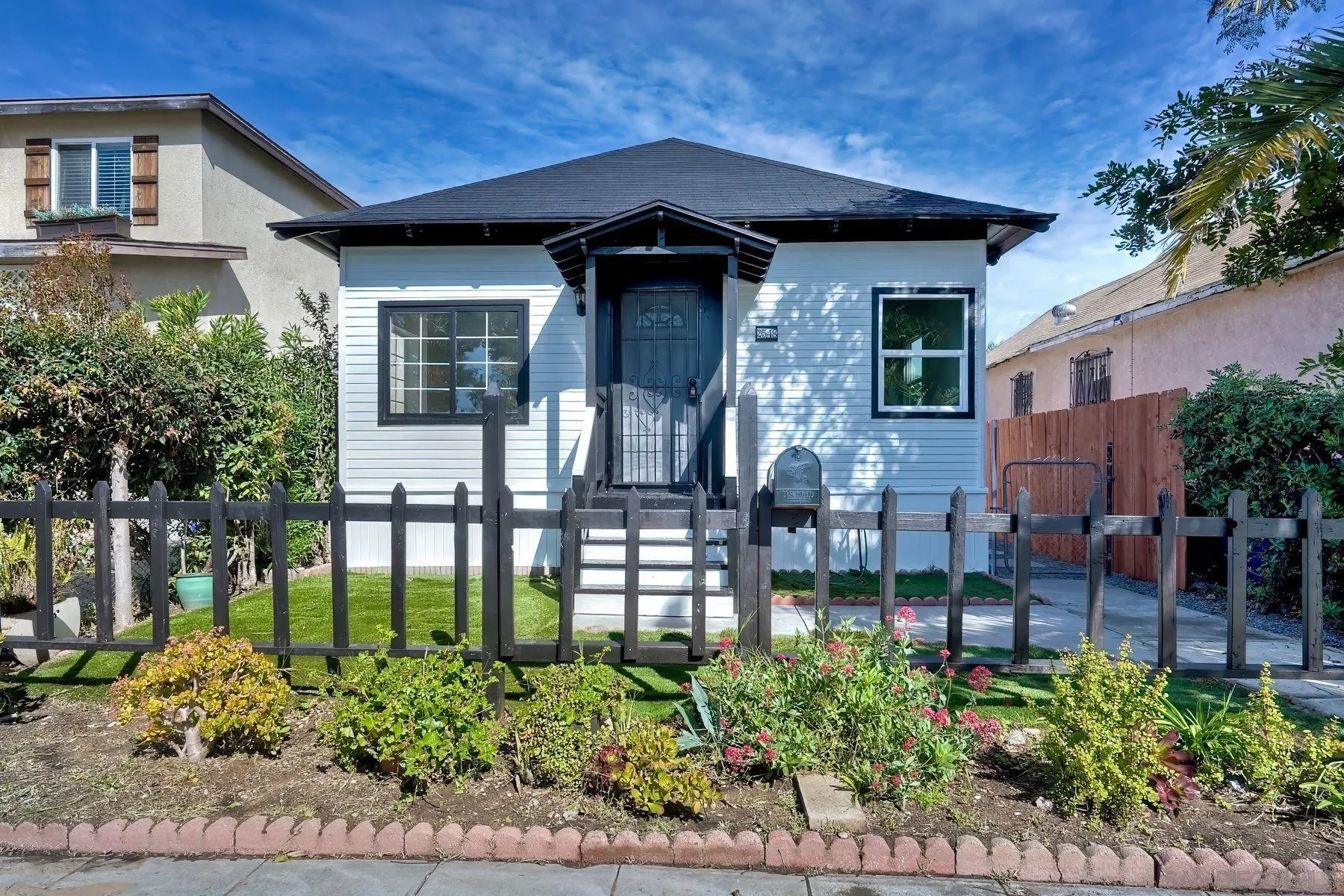 2548 Island Ave